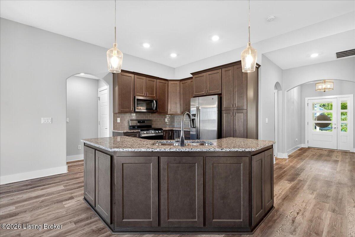7808 Linwood Cir Property Photo 11