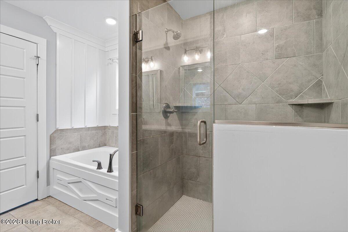 7808 Linwood Cir Property Photo 22
