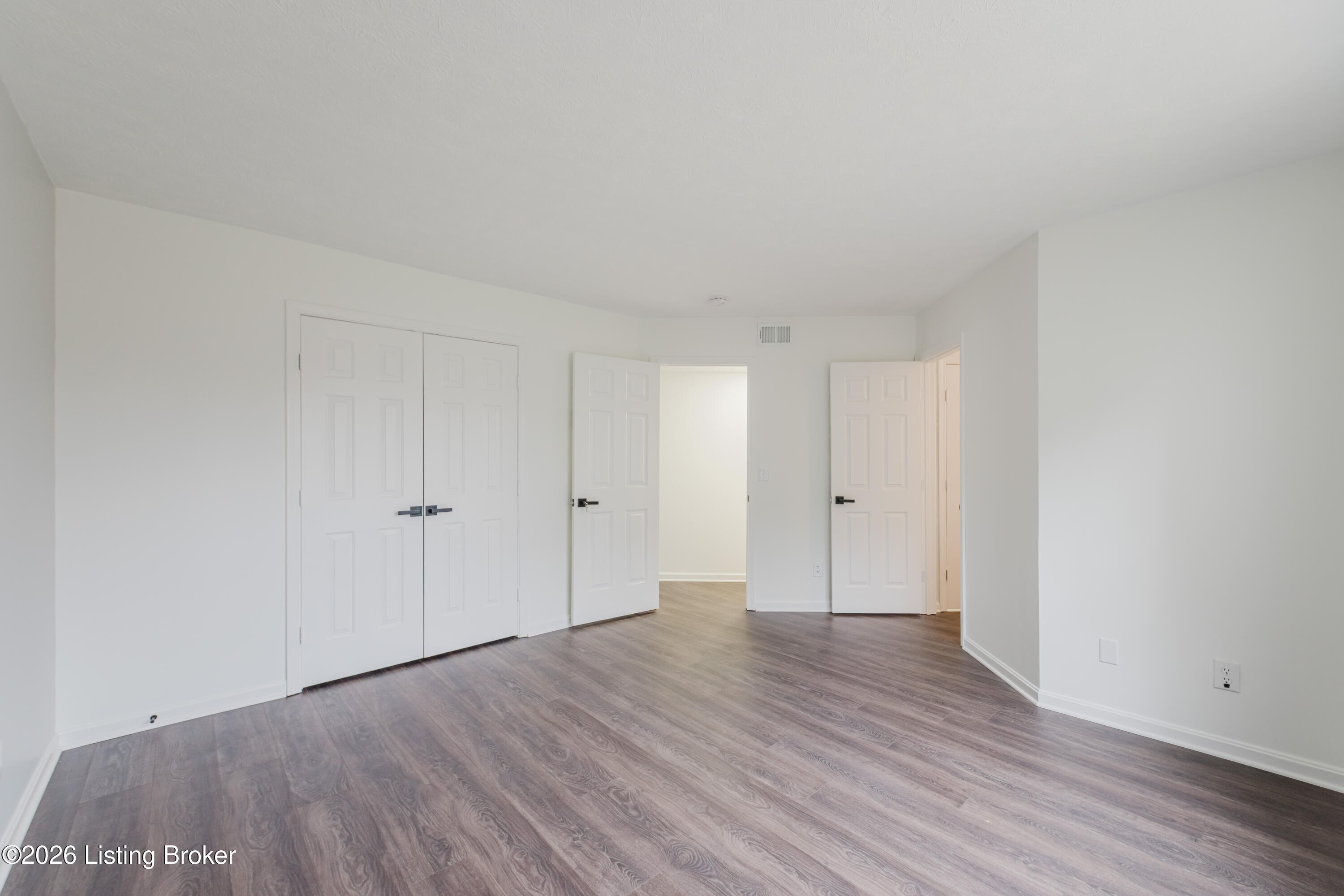 4118 Willowview Blvd Property Photo 17