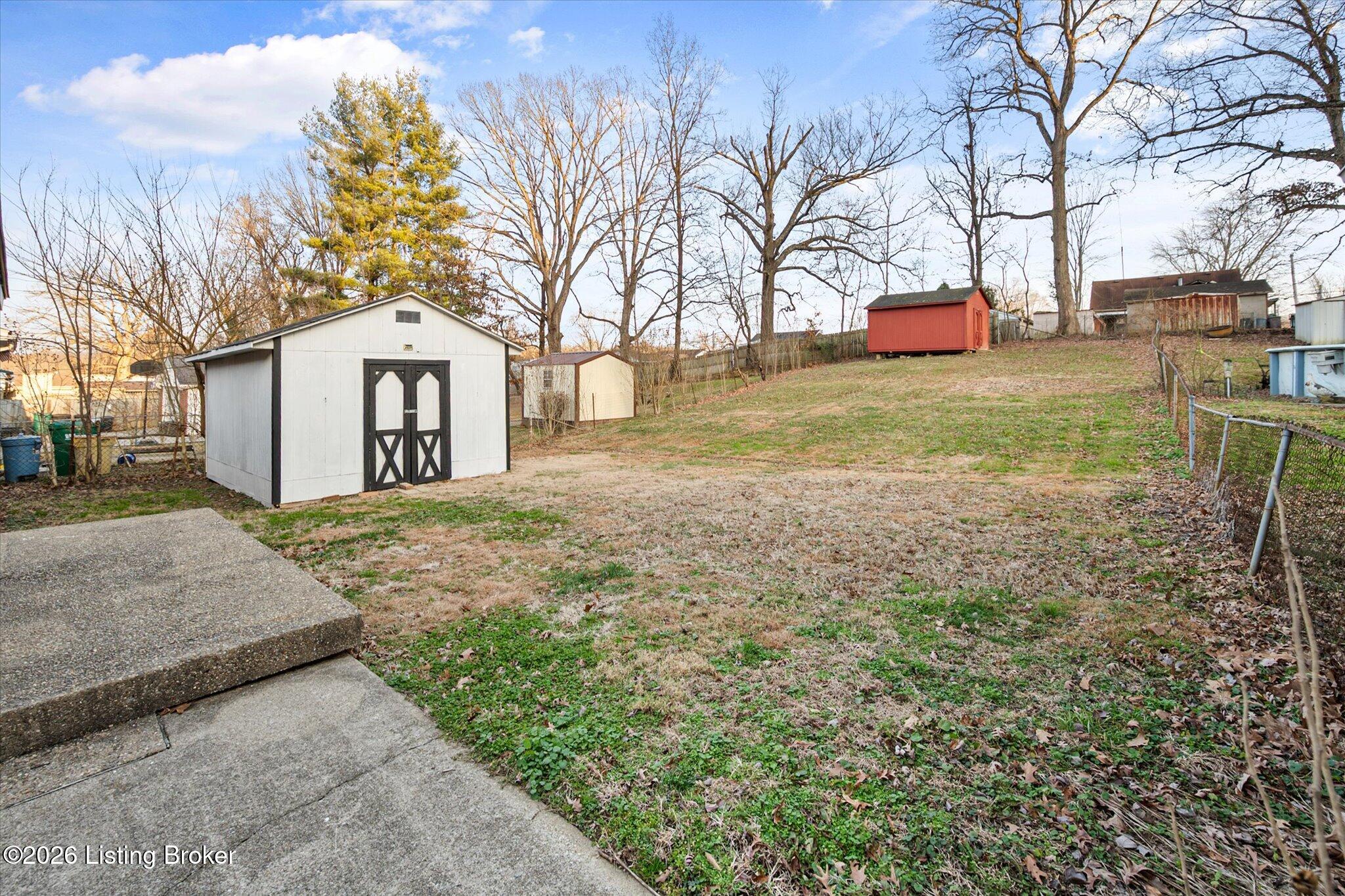 10719 Charlene Dr Property Photo 29