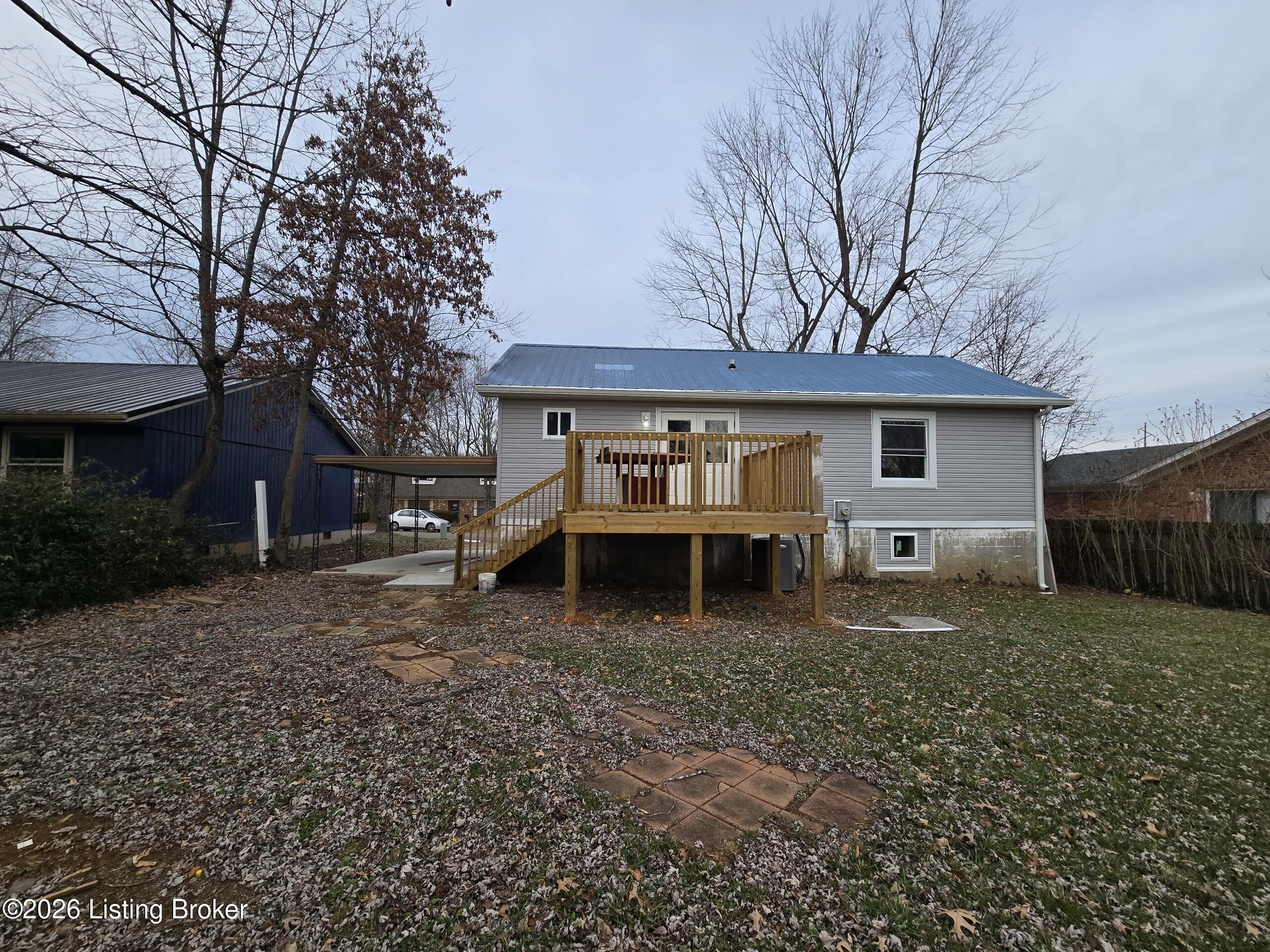 2560 Vonoa Dr Property Photo 2