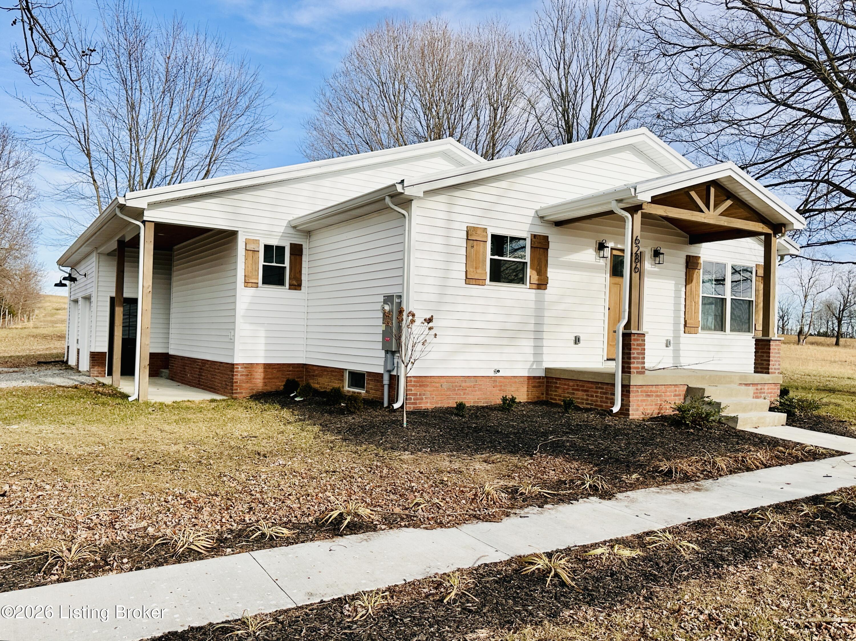 6286 Brandenburg Rd Property Photo 1