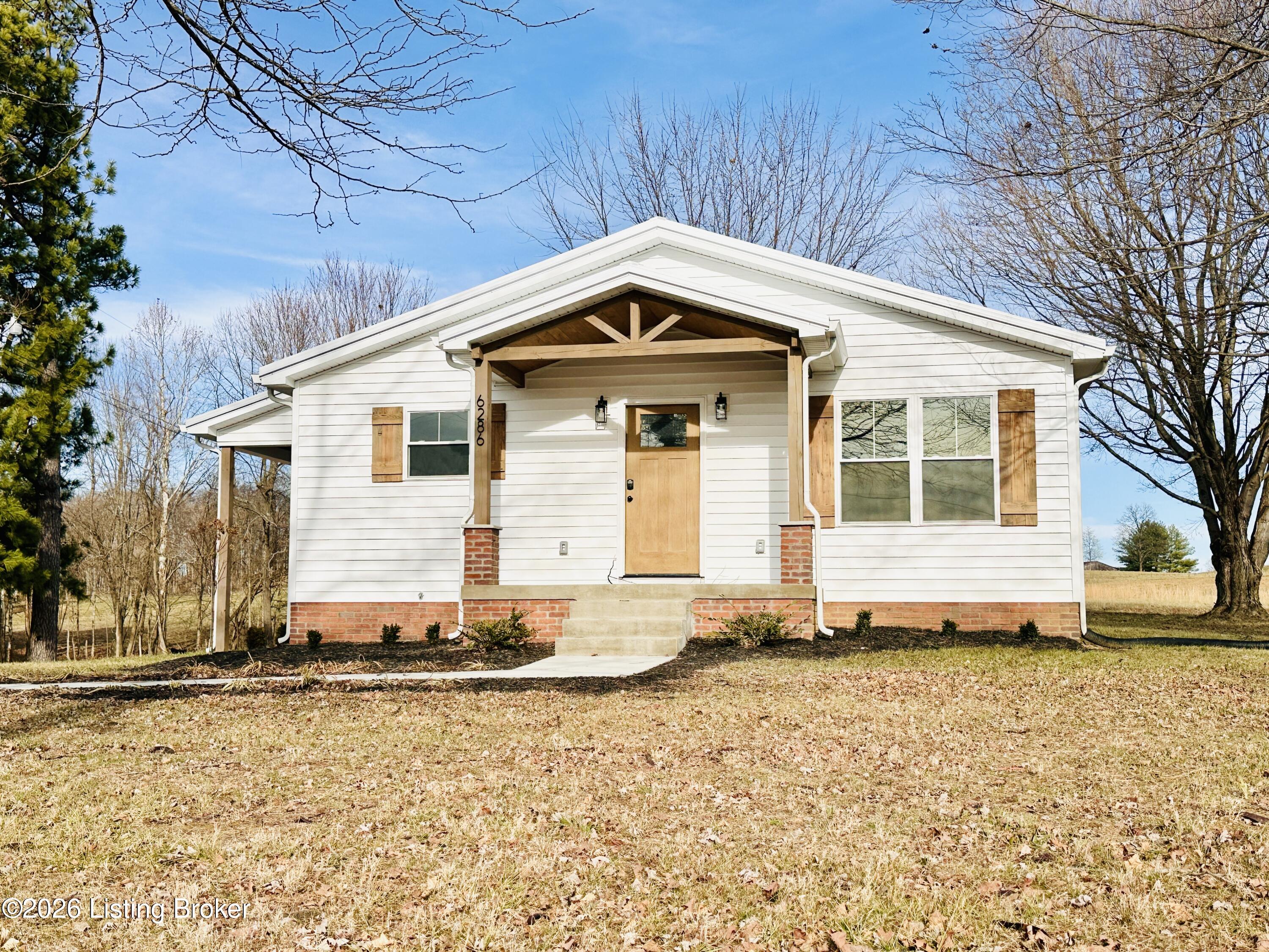 6286 Brandenburg Rd Property Photo 3