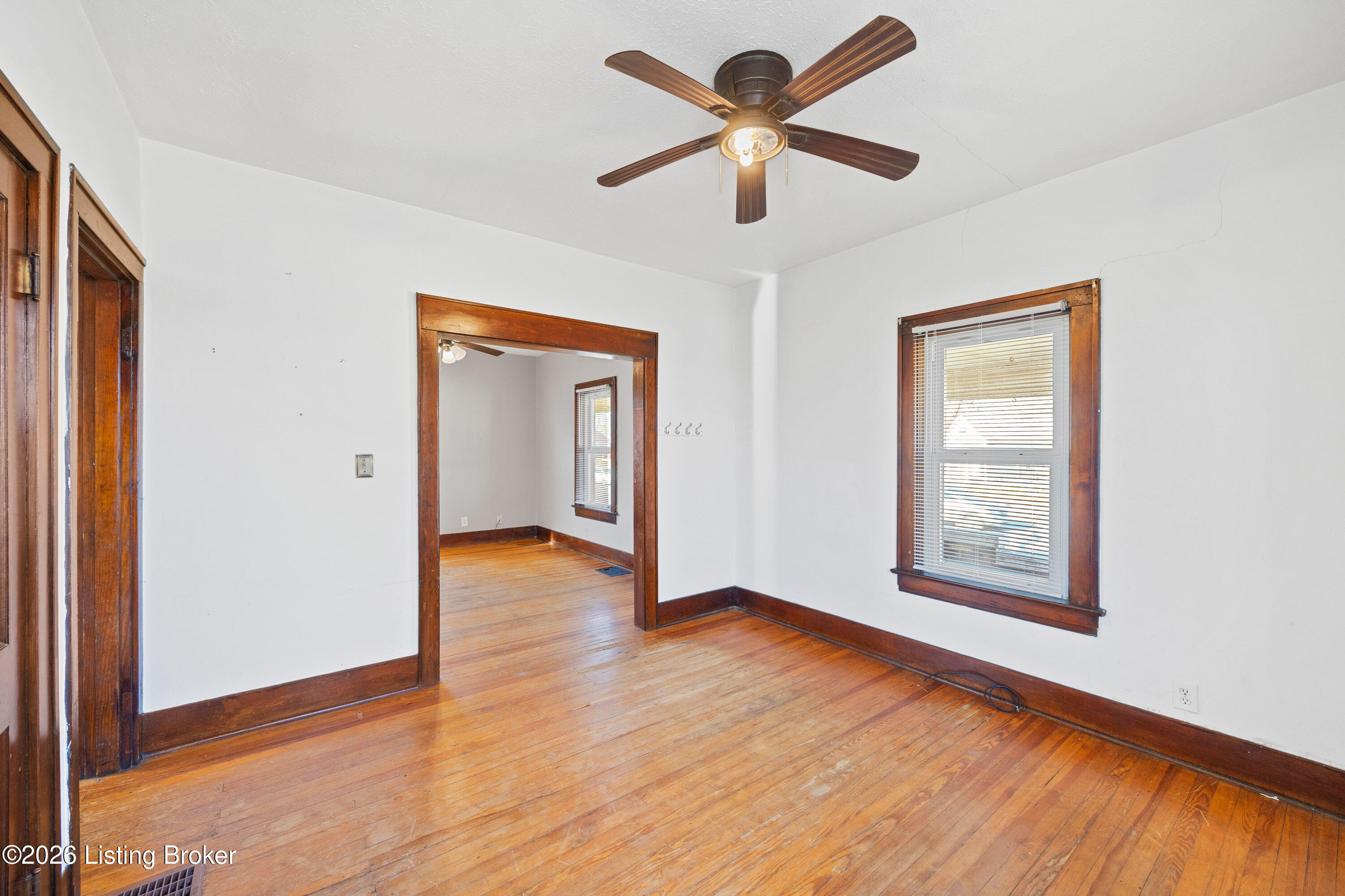 3235 Taylor Blvd Property Photo 9