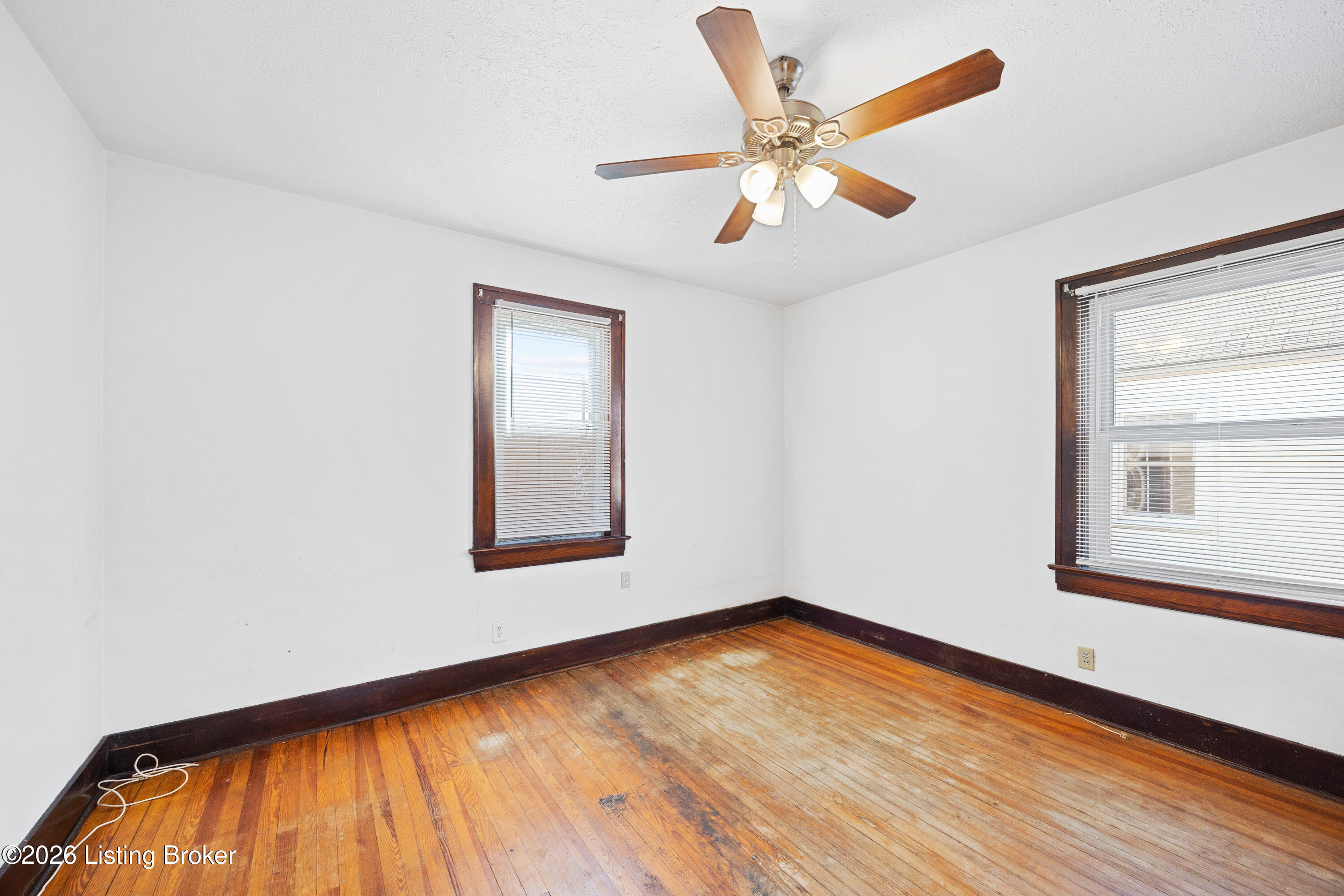 3235 Taylor Blvd Property Photo 14