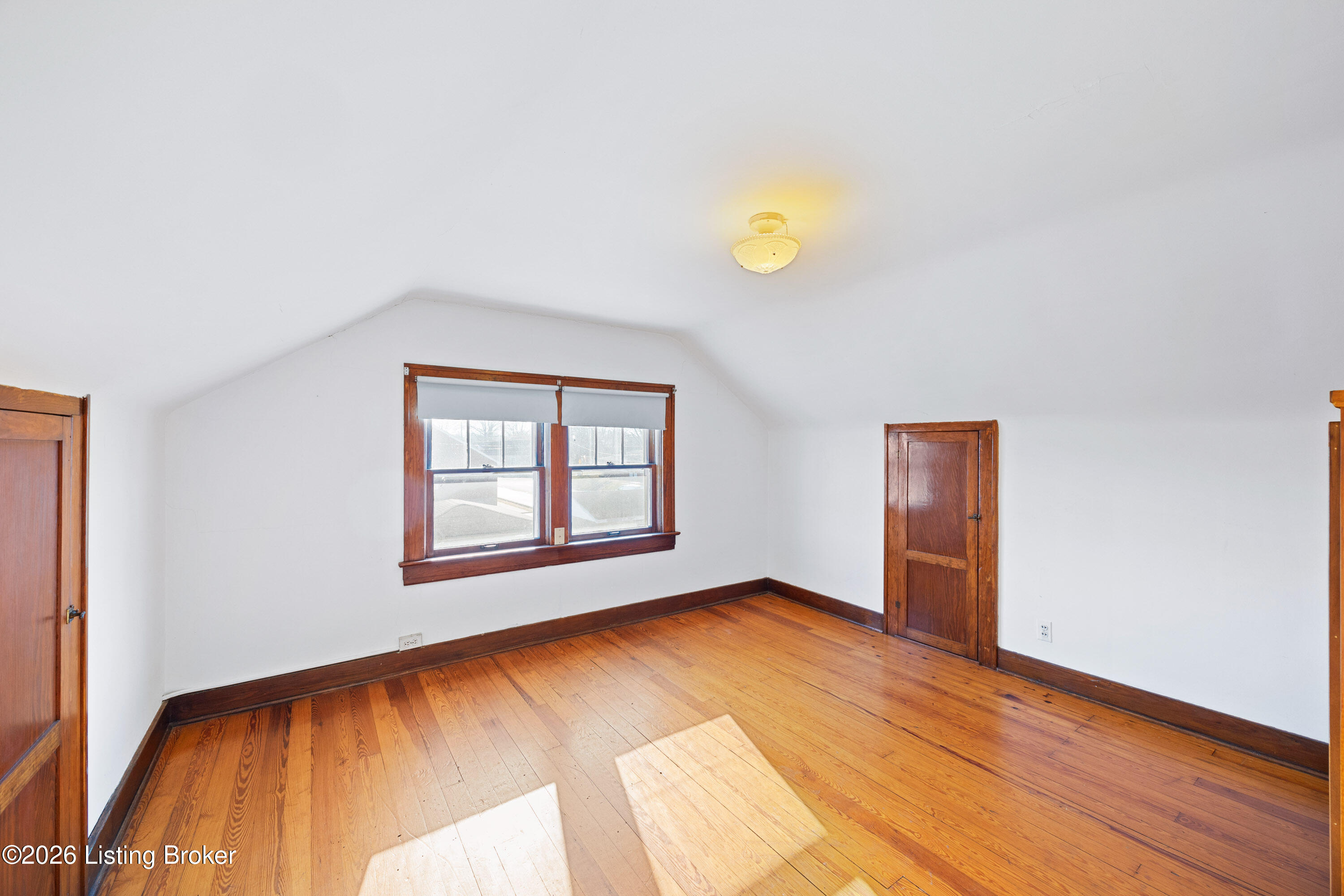 3235 Taylor Blvd Property Photo 20