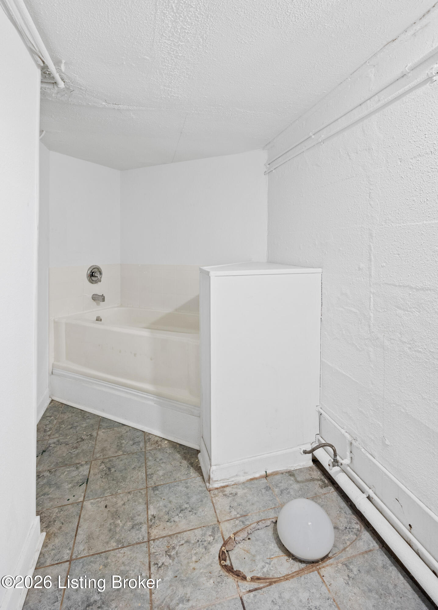 3235 Taylor Blvd Property Photo 26