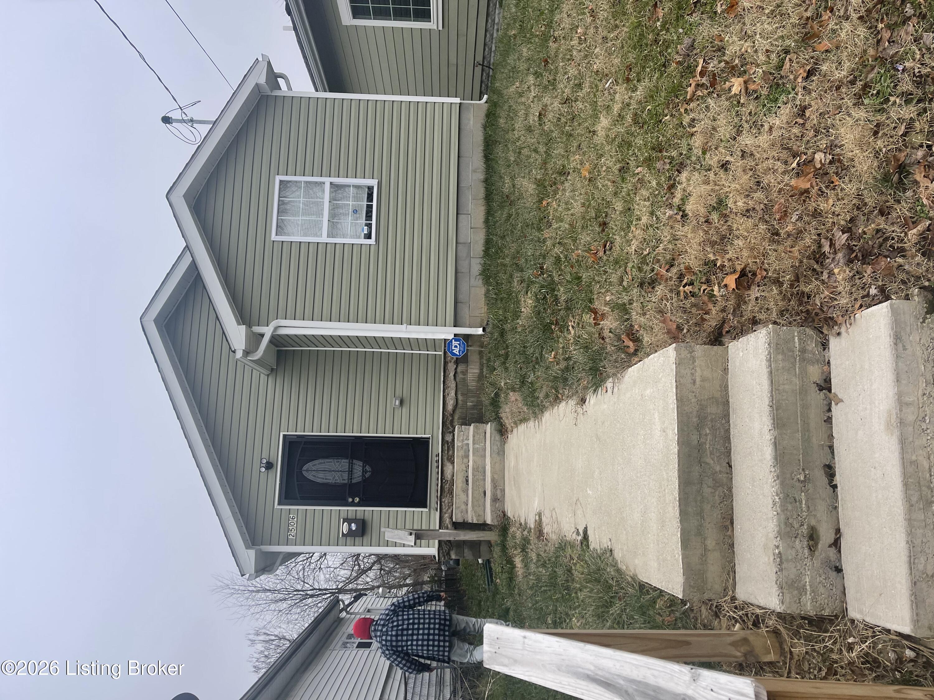 2506 Howard St