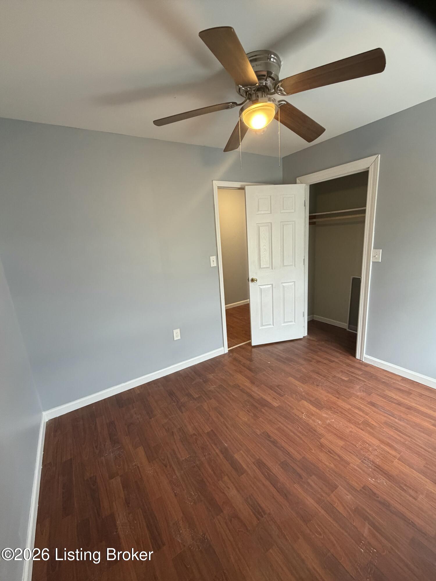 2506 Howard St Property Photo 9