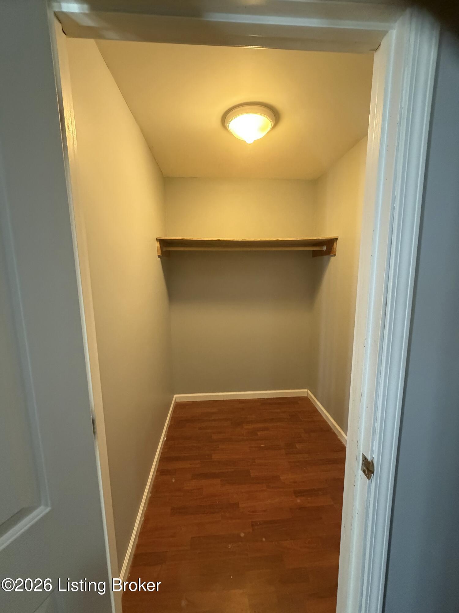 2506 Howard St Property Photo 16