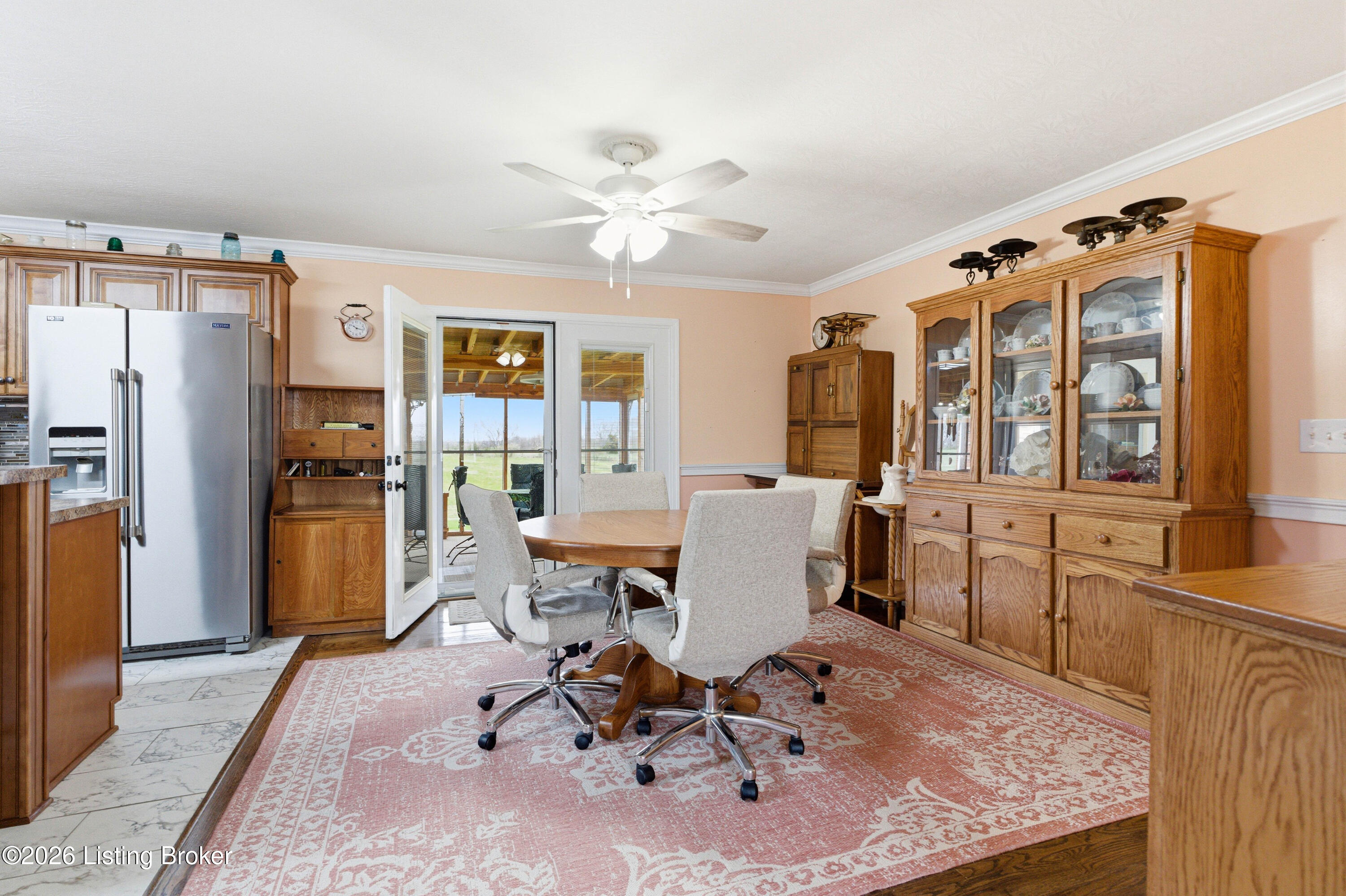 1582 Stringtown Rd Property Photo 17