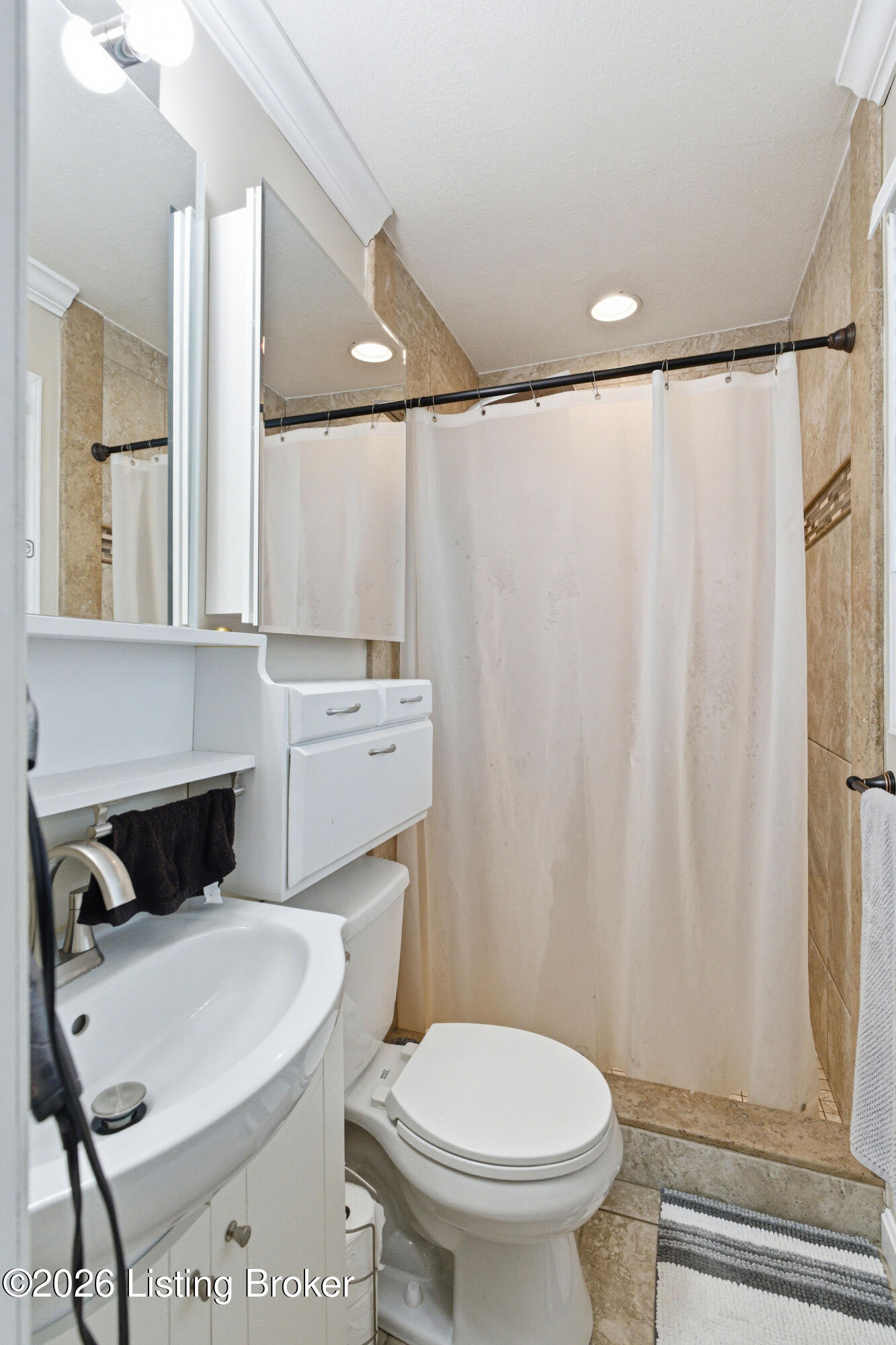 1582 Stringtown Rd Property Photo 37