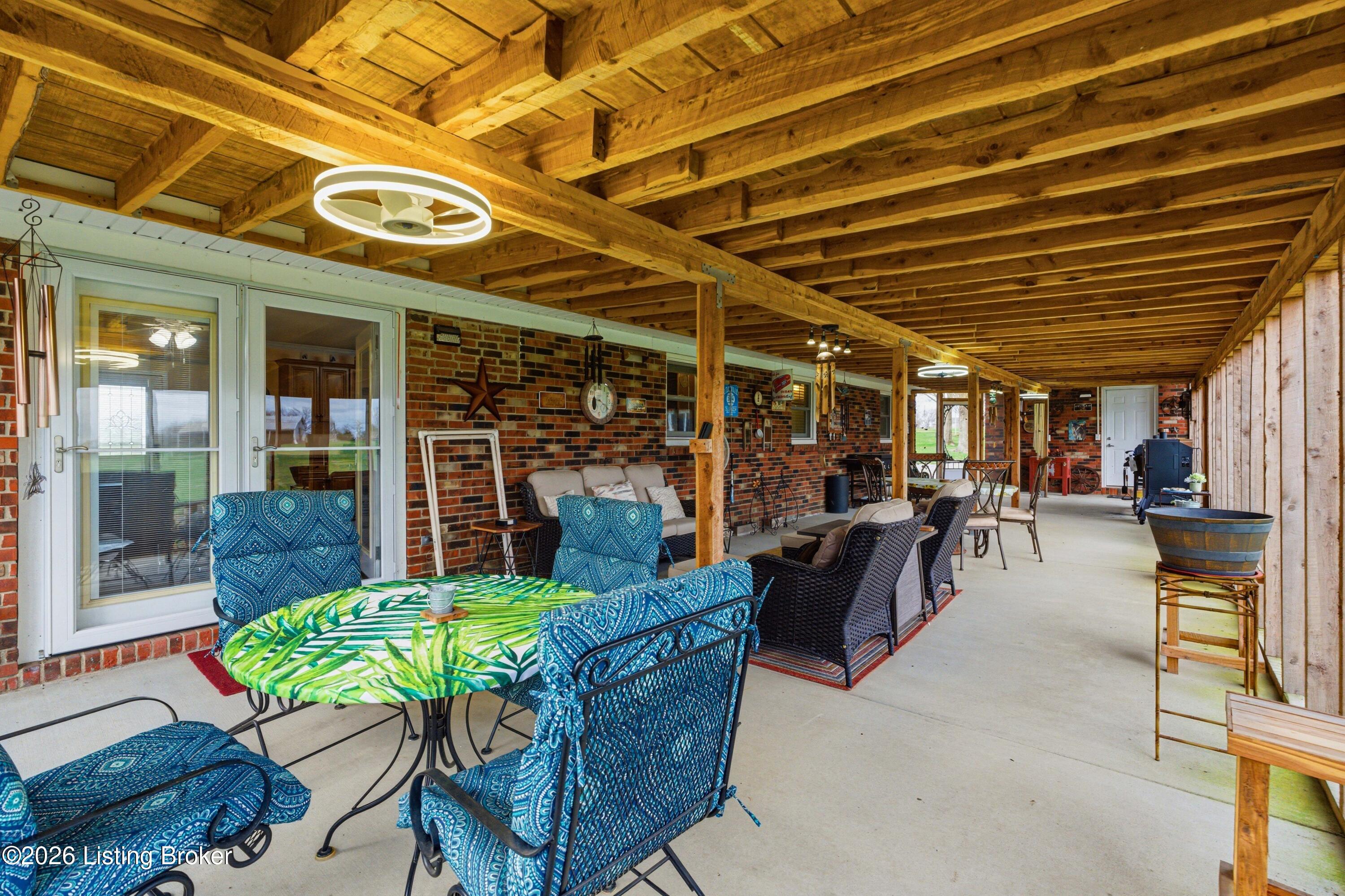1582 Stringtown Rd Property Photo 39