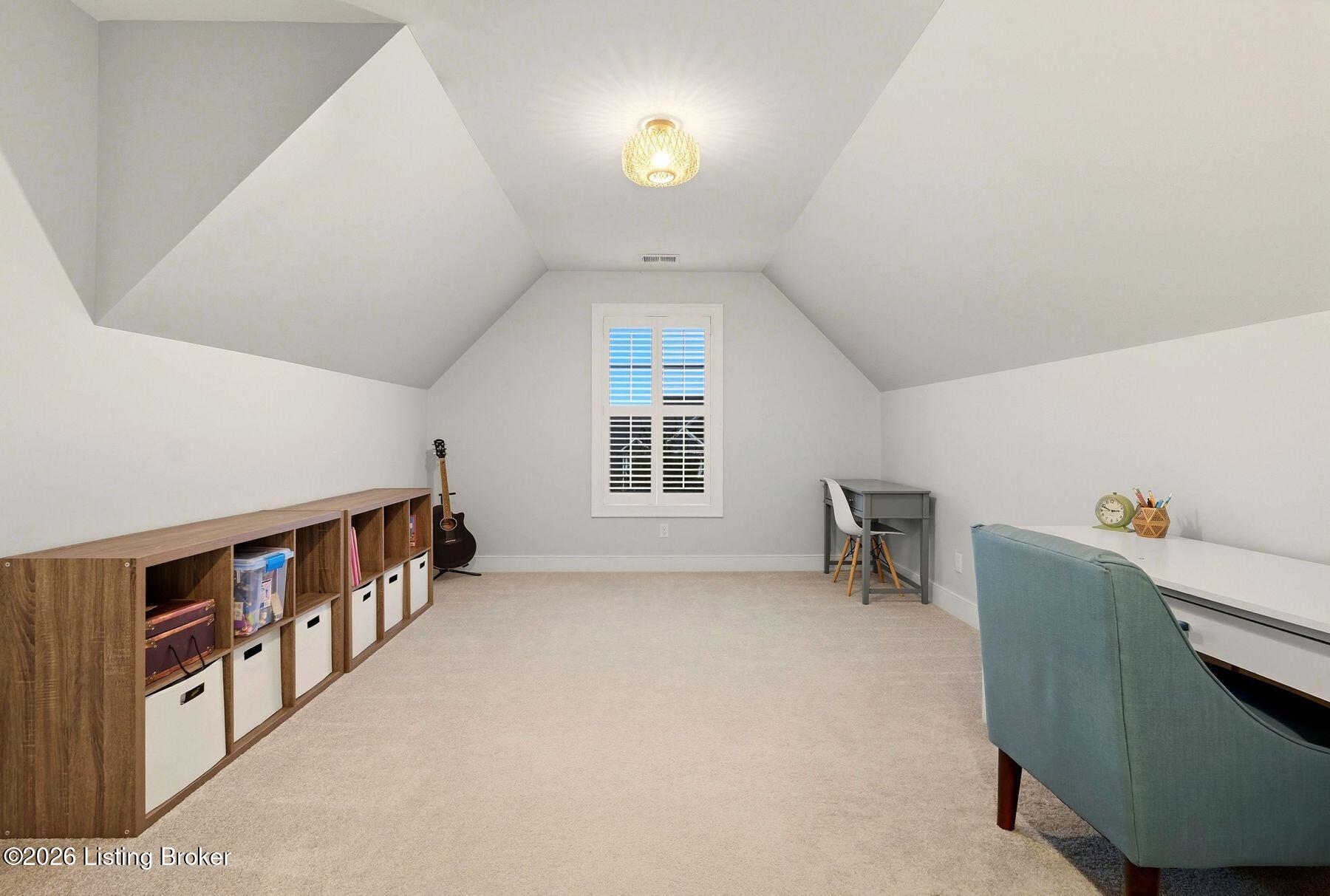 7505 Lone Oak Ct Property Photo 44
