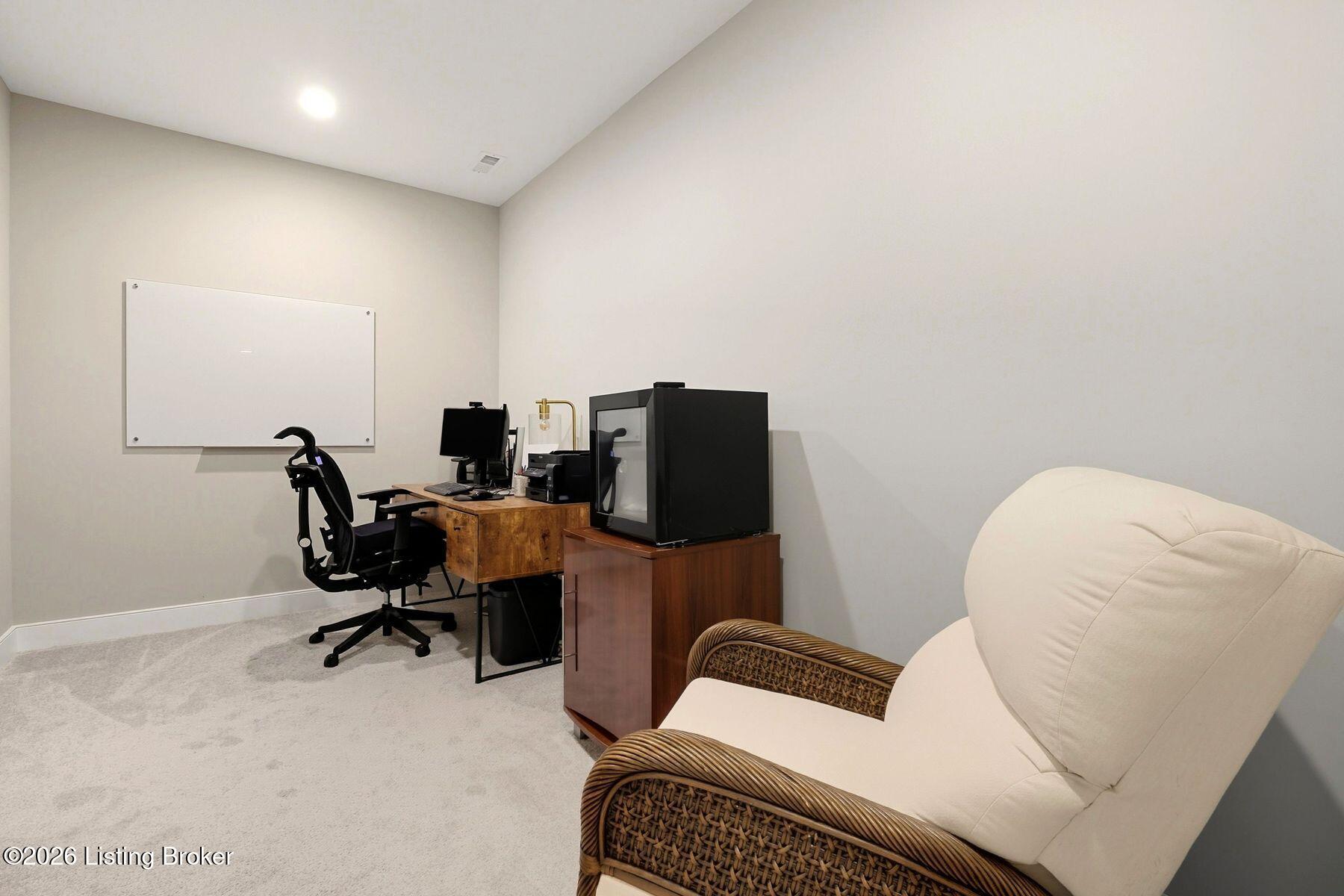 7505 Lone Oak Ct Property Photo 47