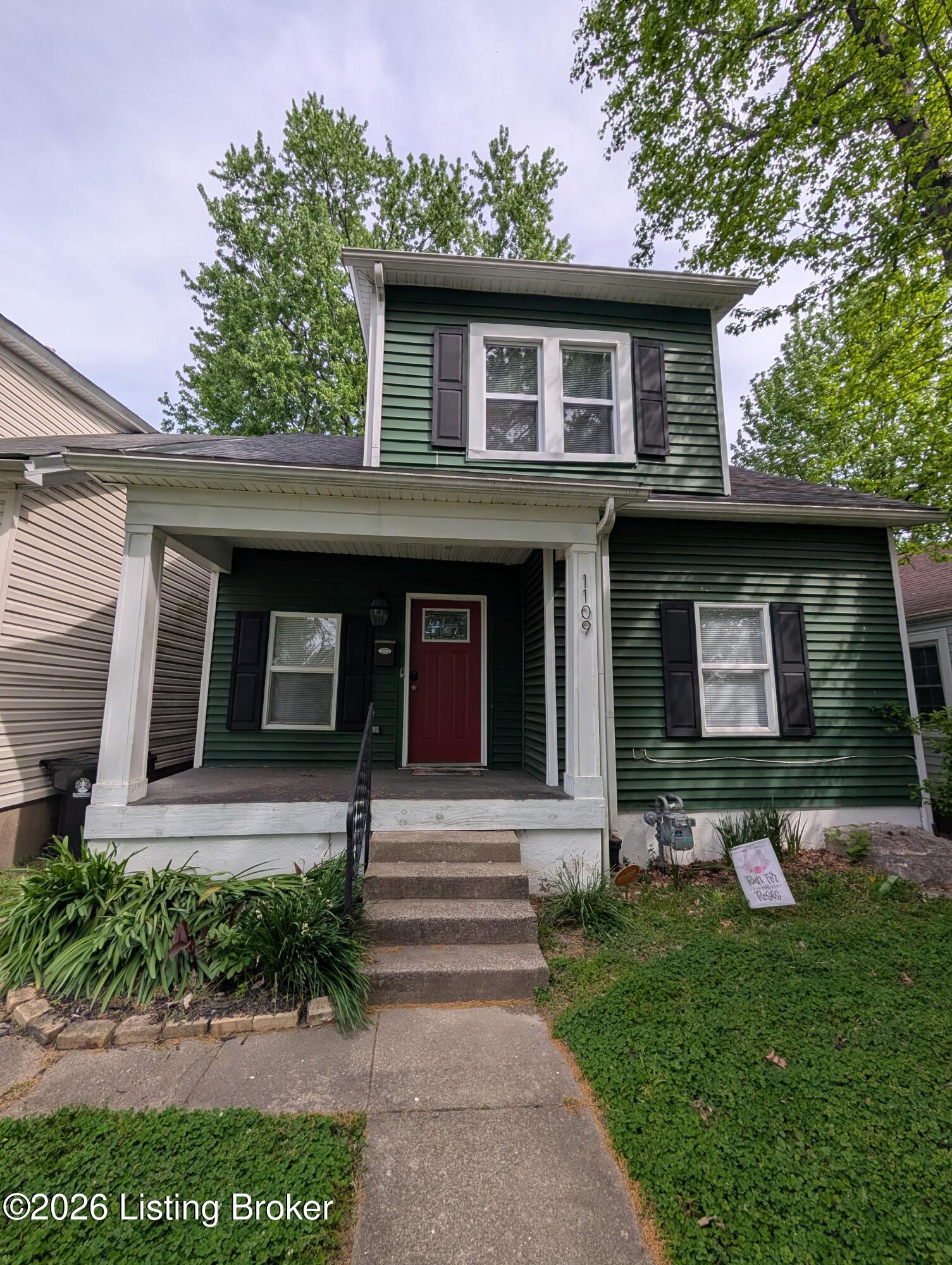 1109 Brookline Ave Property Photo 2