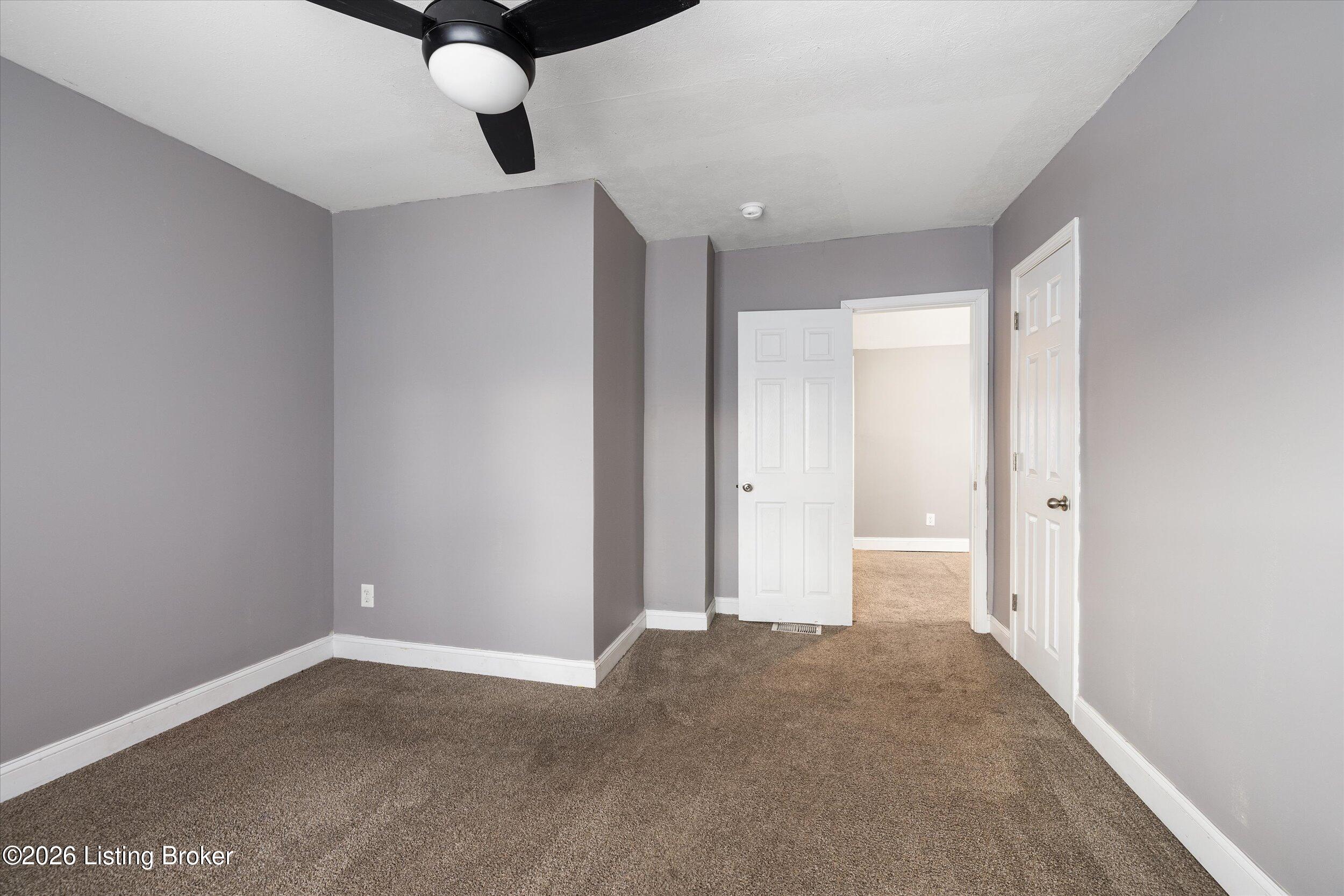 1109 Brookline Ave Property Photo 22