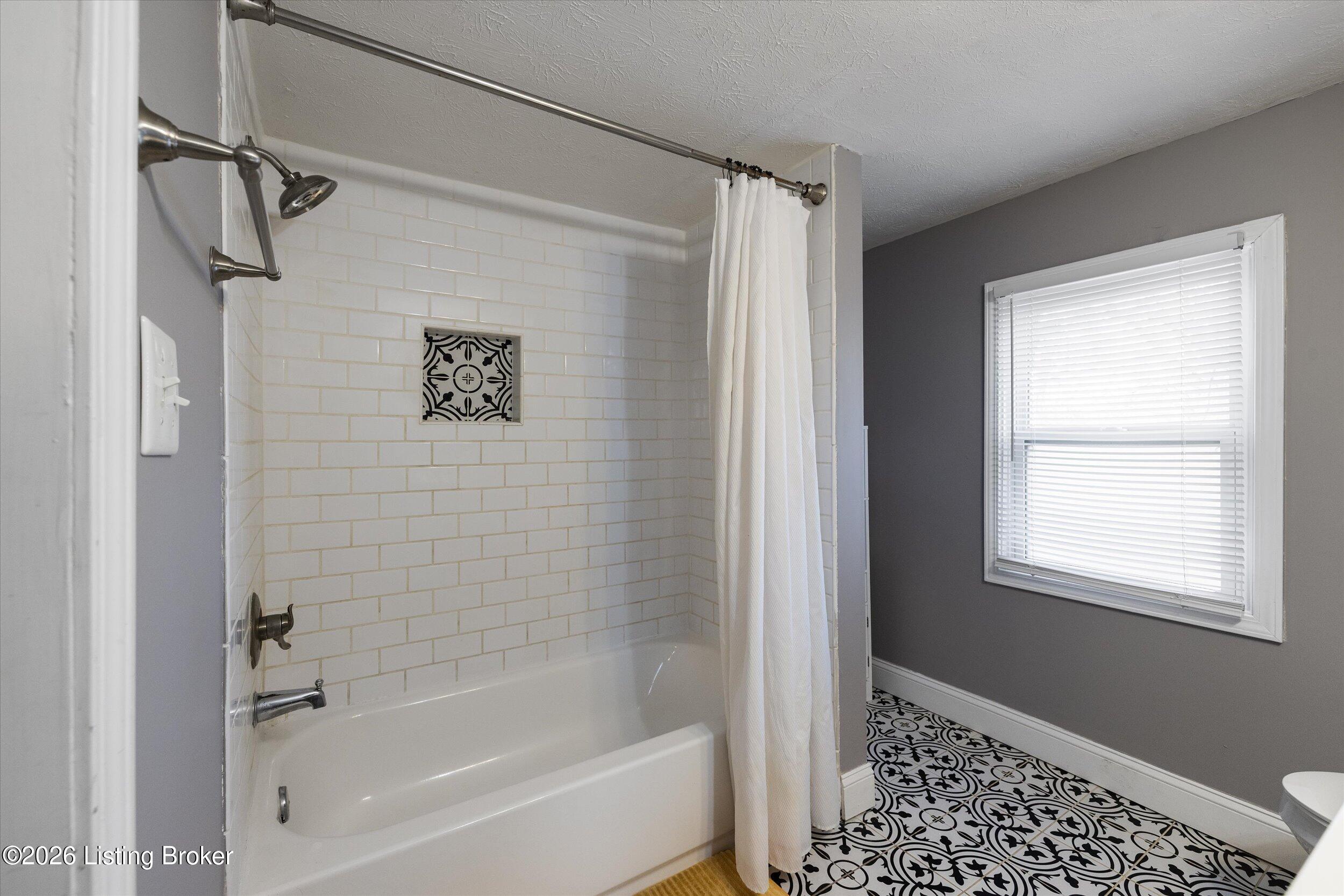 1109 Brookline Ave Property Photo 26