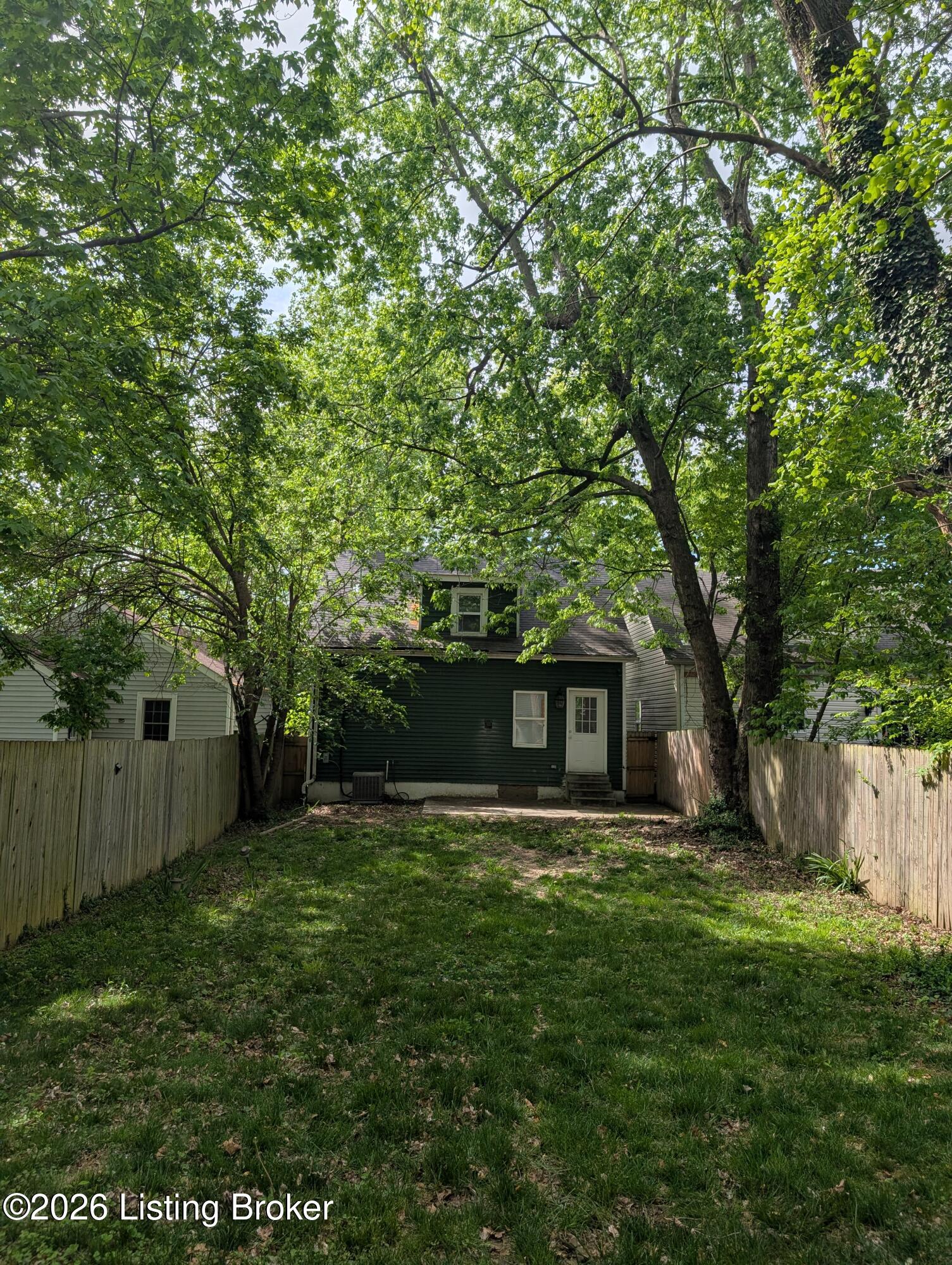 1109 Brookline Ave Property Photo 32