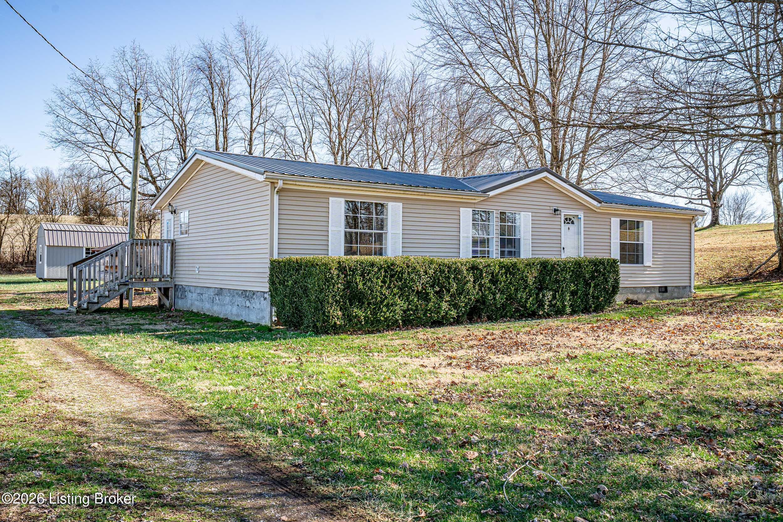 672 Whickerville Rd Property Photo 3