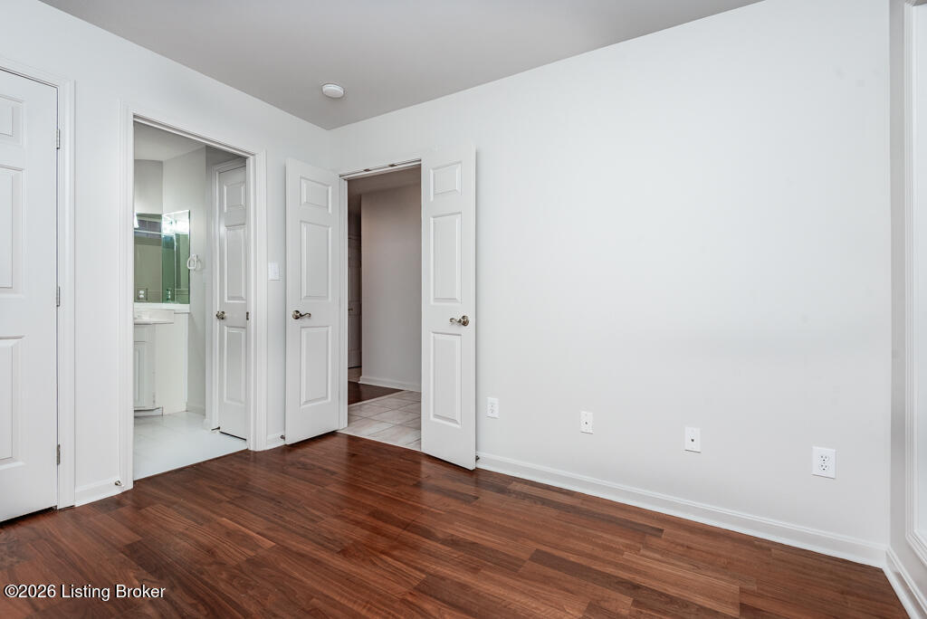 1107 Belmont Park Way Property Photo 25