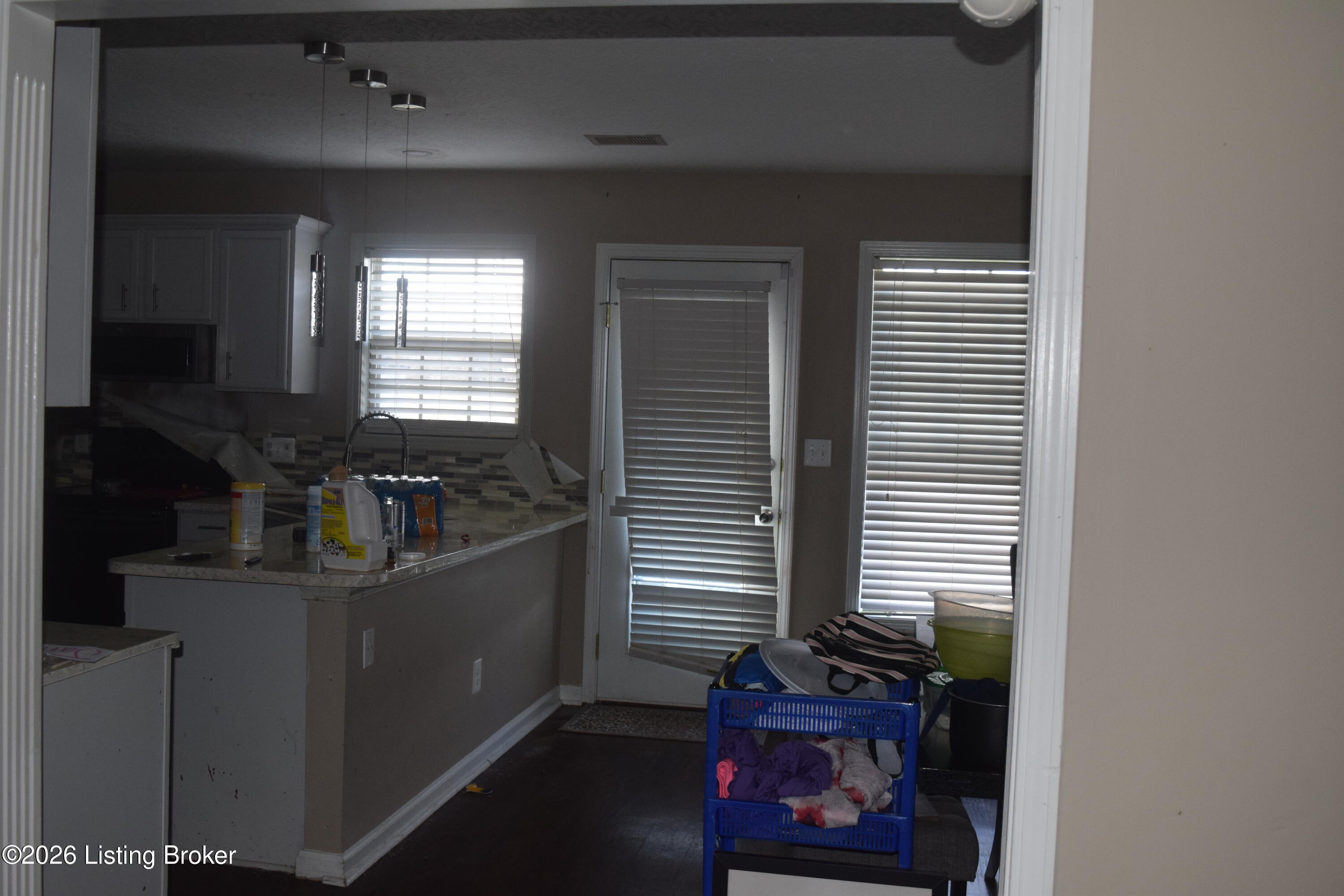 115 Victor Pl Property Photo 16