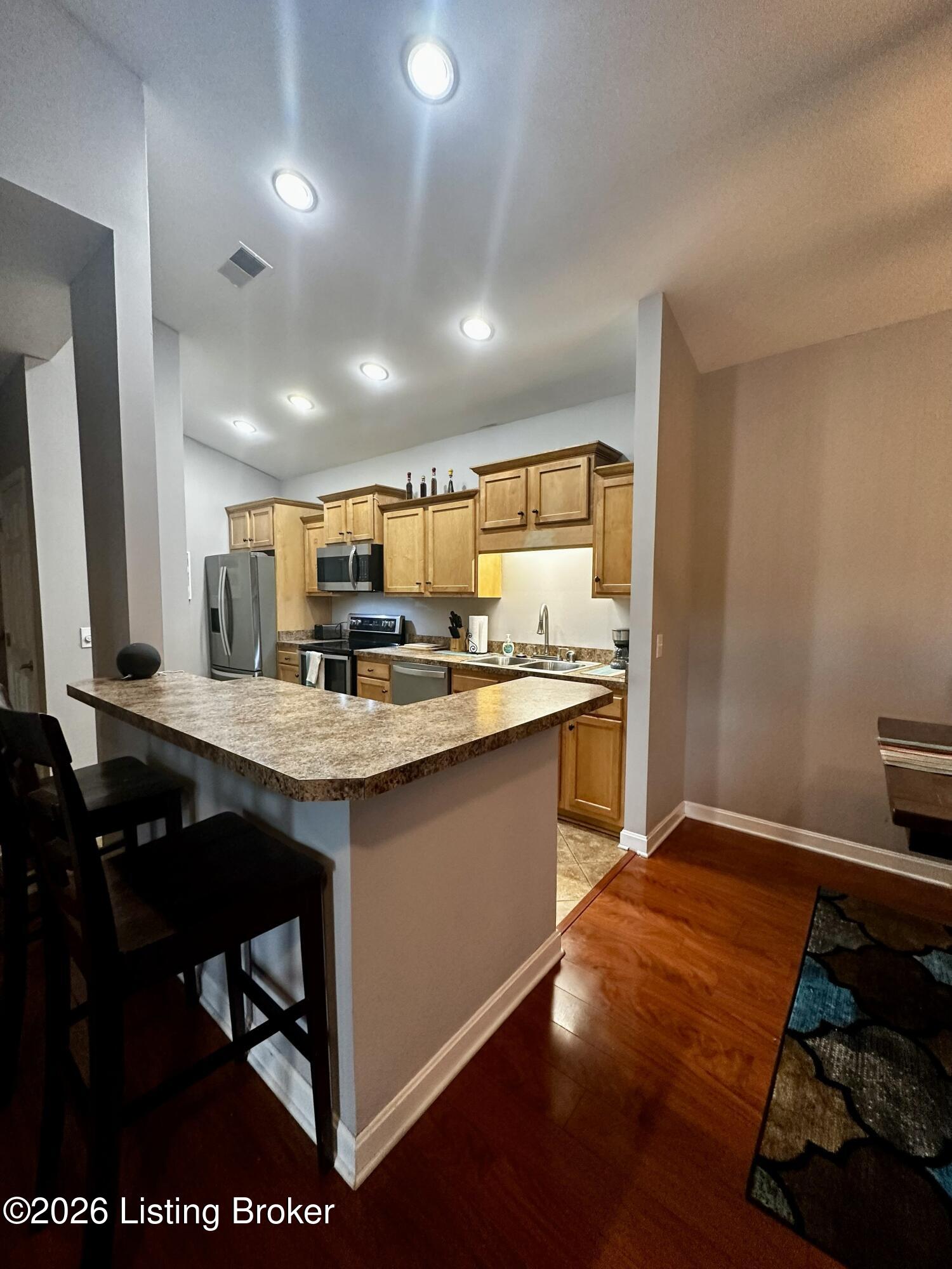 1707364 Property Photo 5