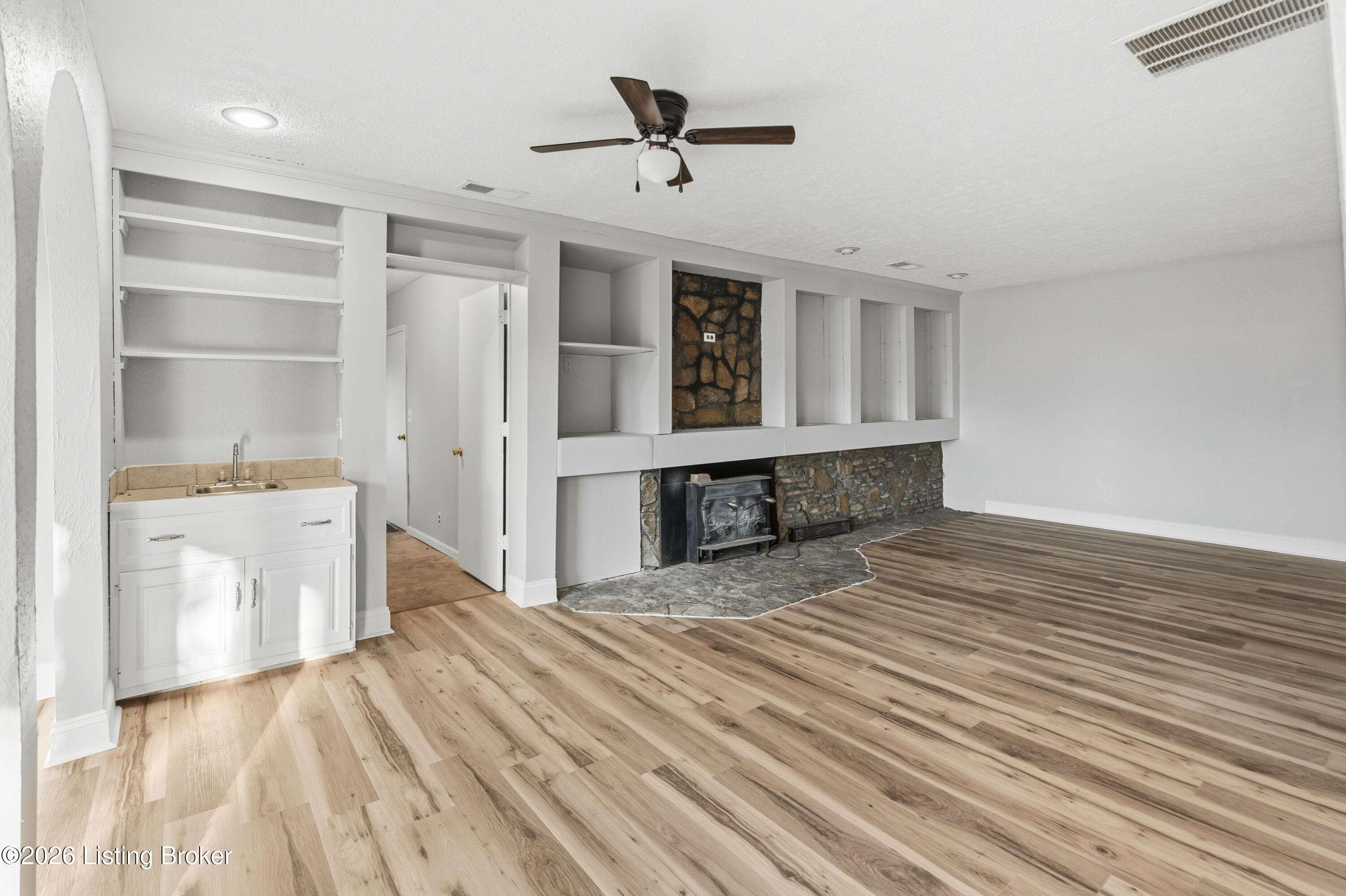 849 Bass Ln Property Photo 10