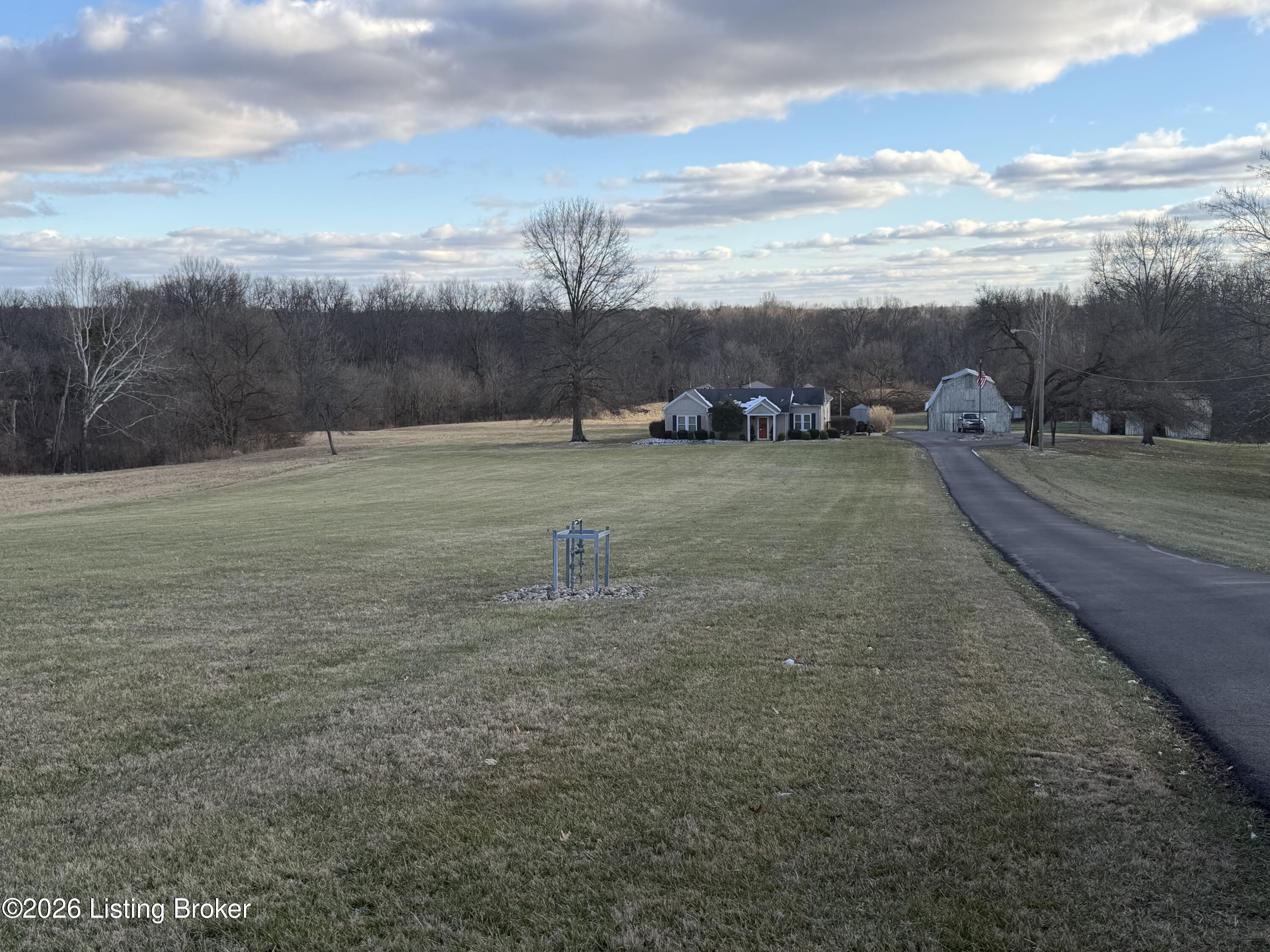 3300 W Highway 22 Property Photo 7