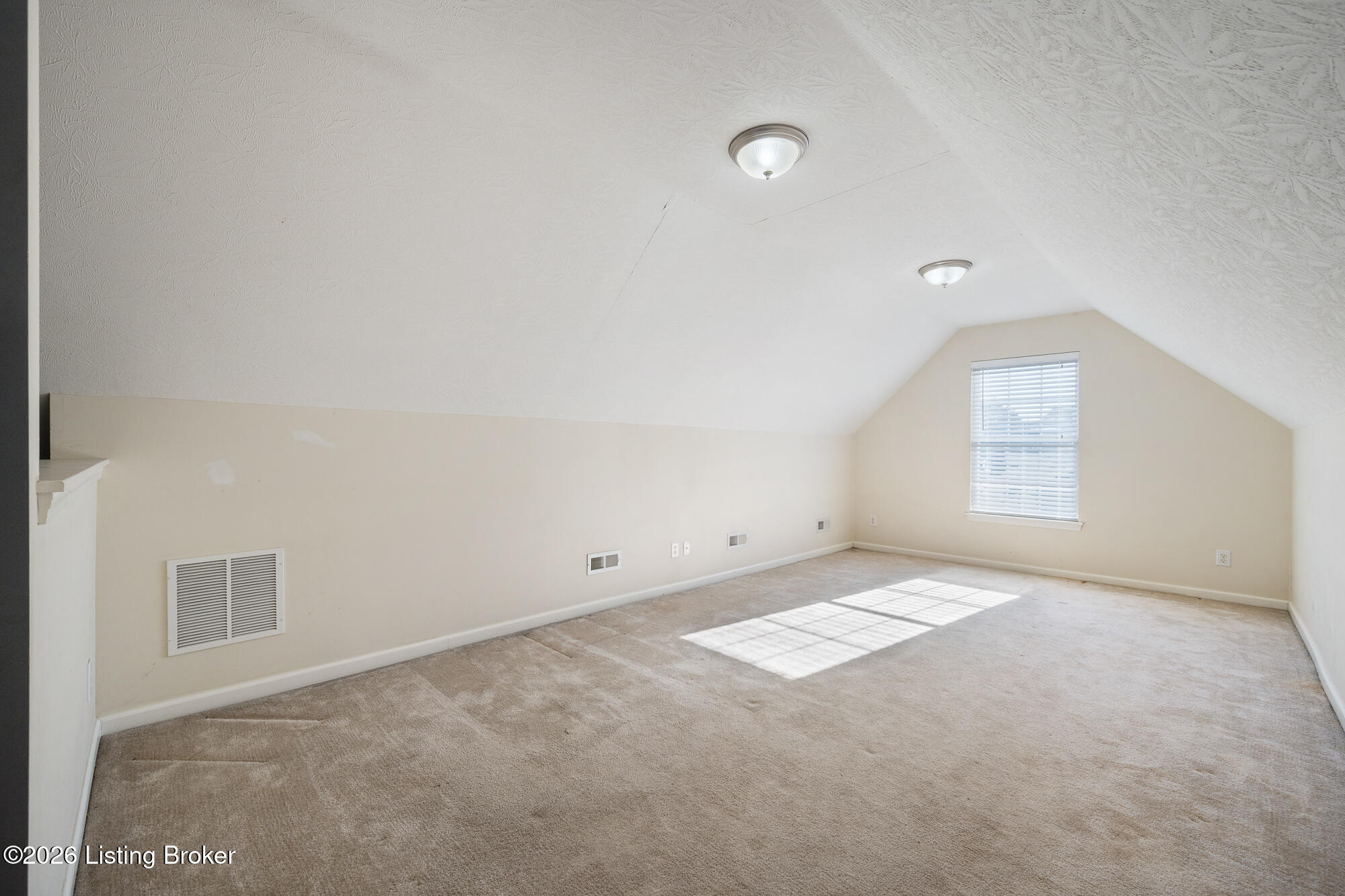 4437 Falling Leaf Dr Property Photo 29