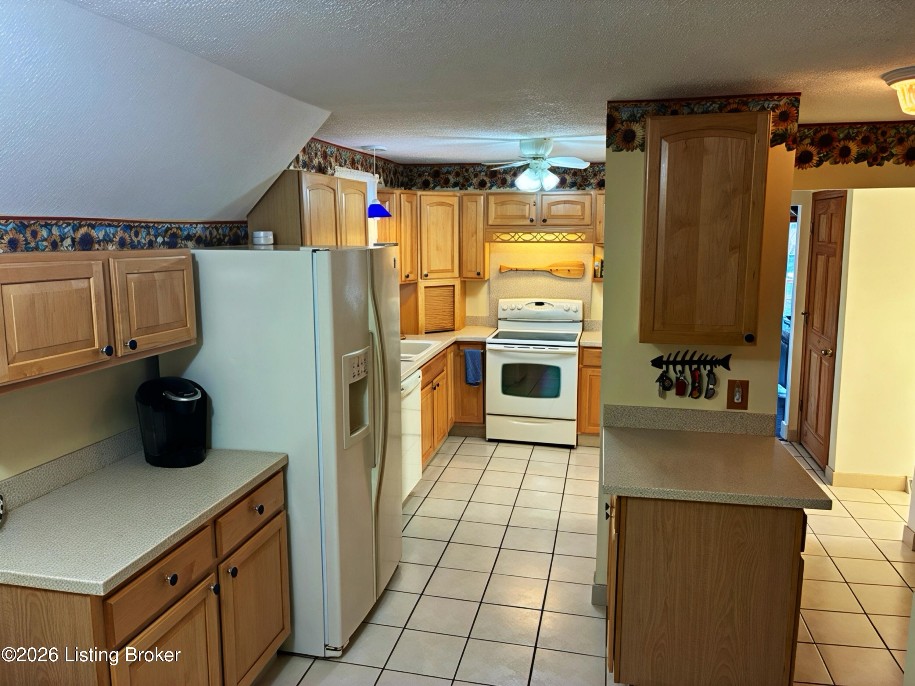 160 Bluffside Dr Property Photo 14