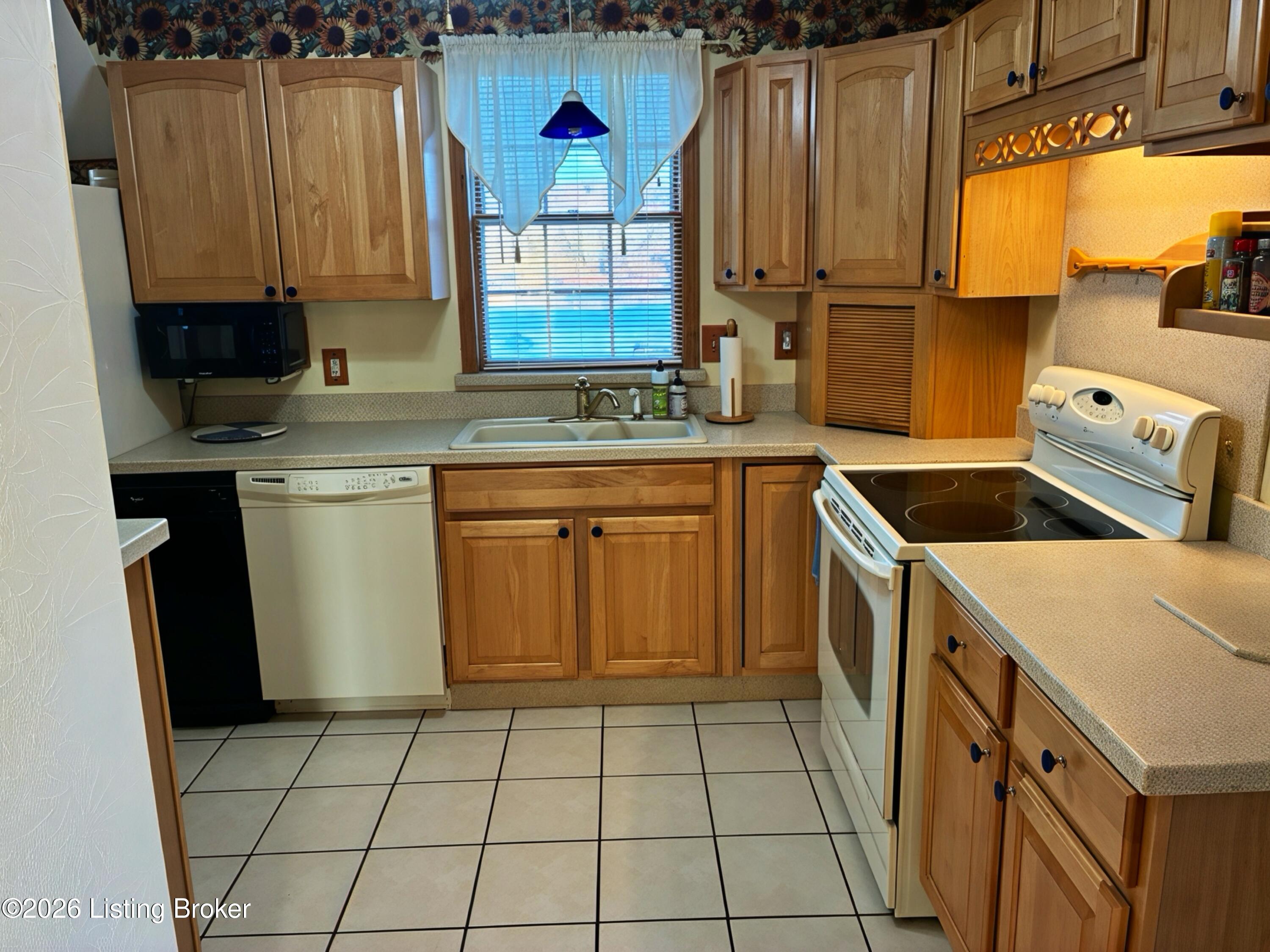 160 Bluffside Dr Property Photo 15