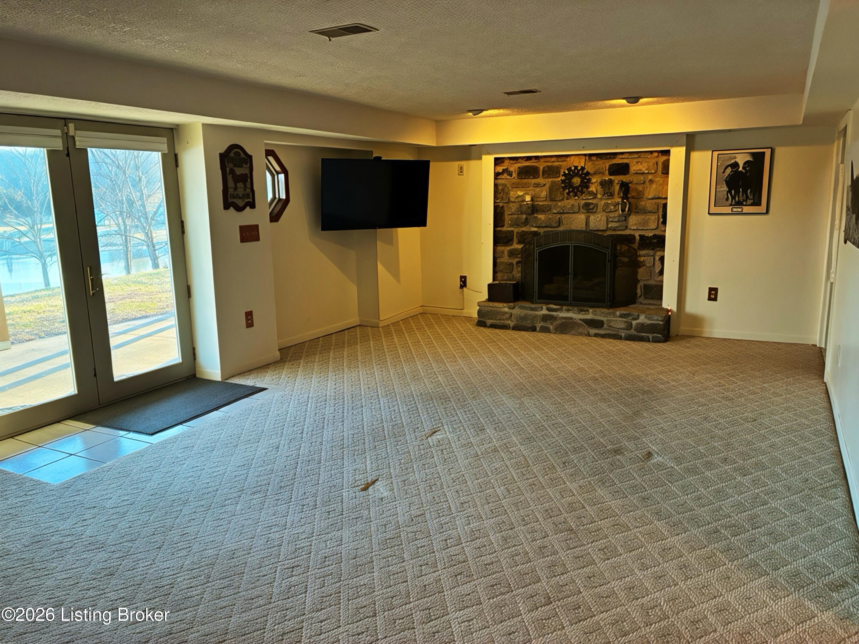 160 Bluffside Dr Property Photo 31