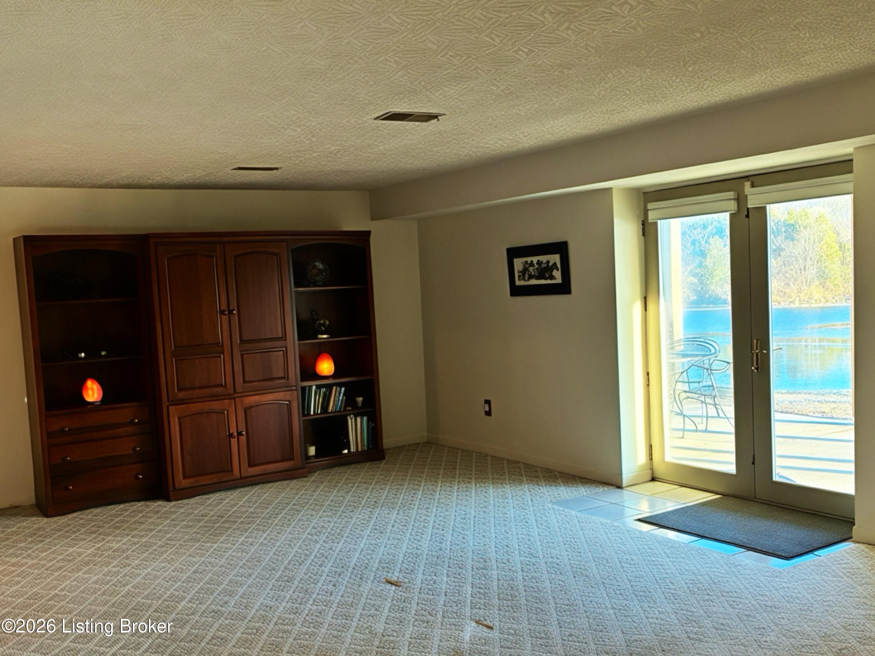 160 Bluffside Dr Property Photo 32