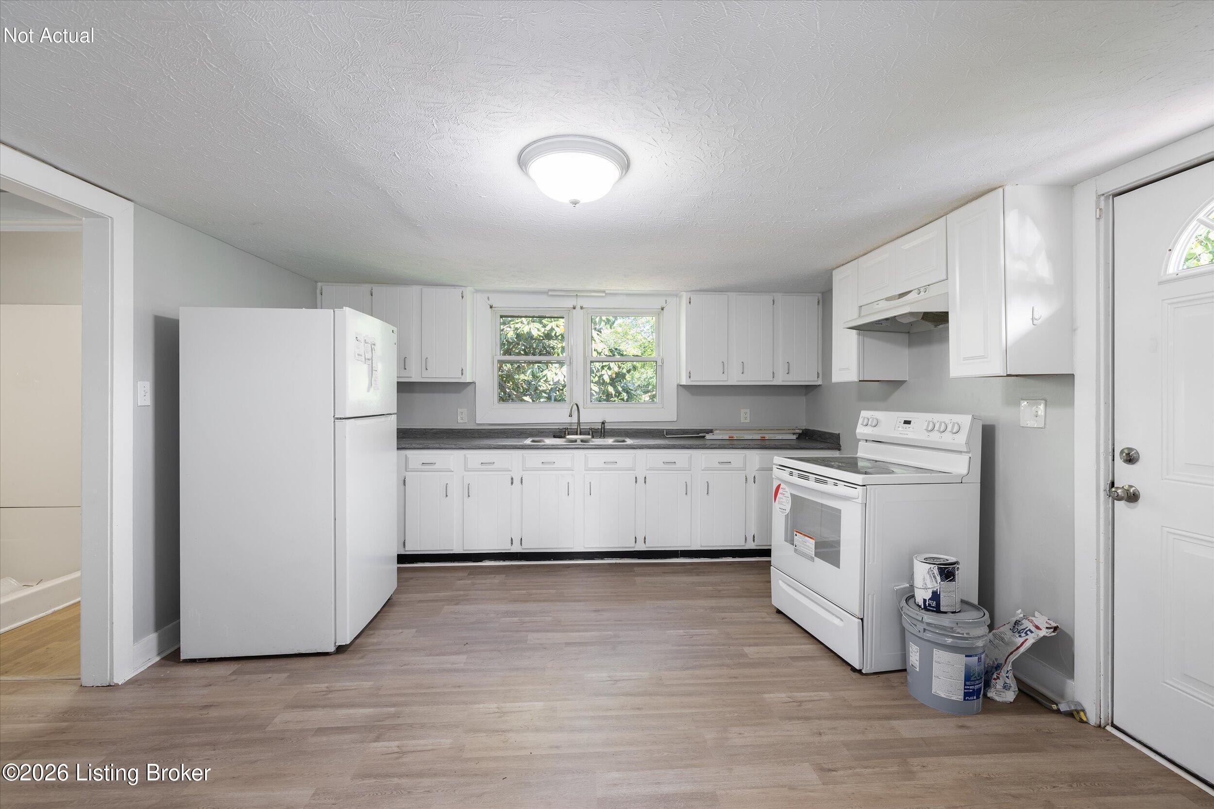 1811 Rockford Ln Property Photo 7