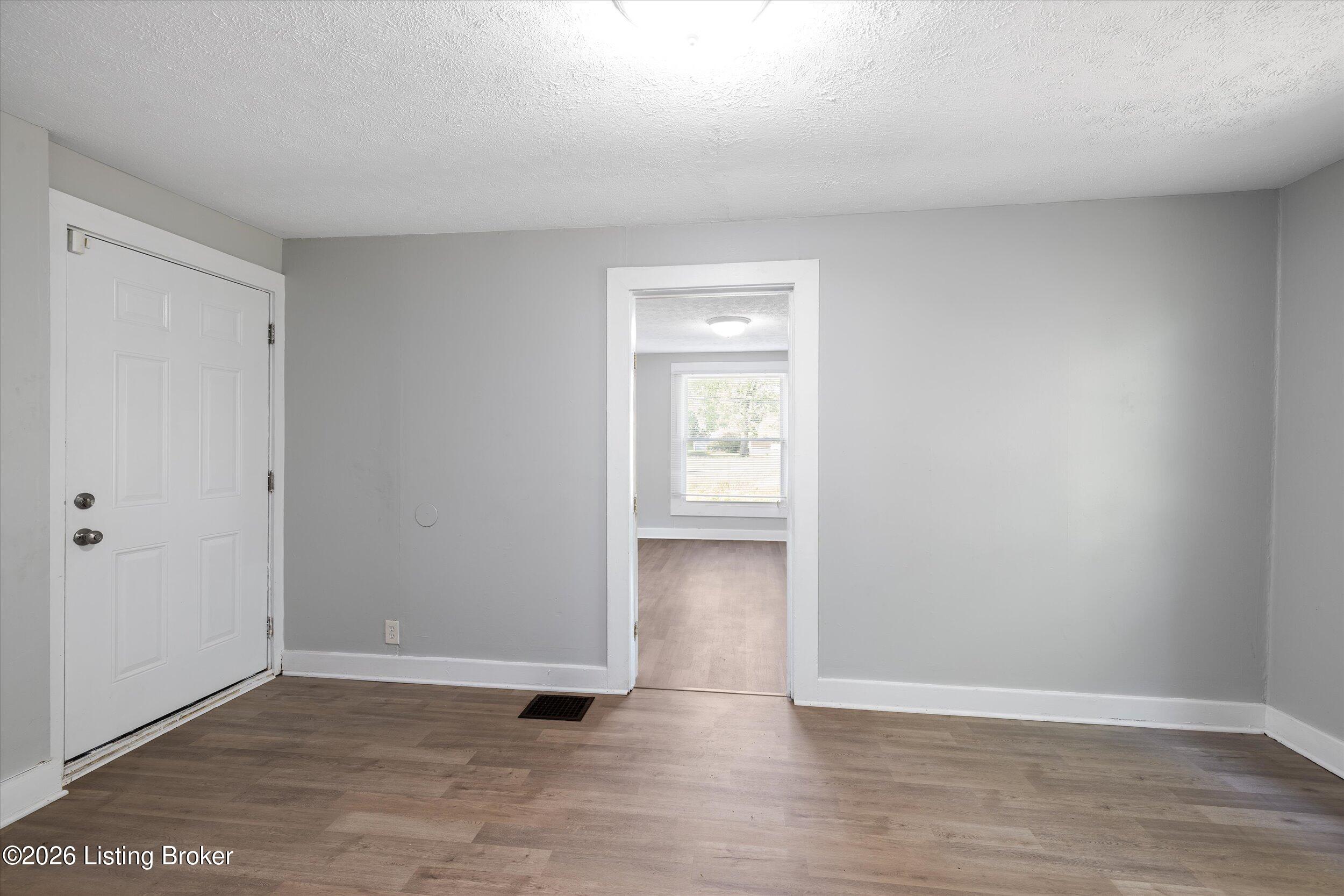 1811 Rockford Ln Property Photo 11