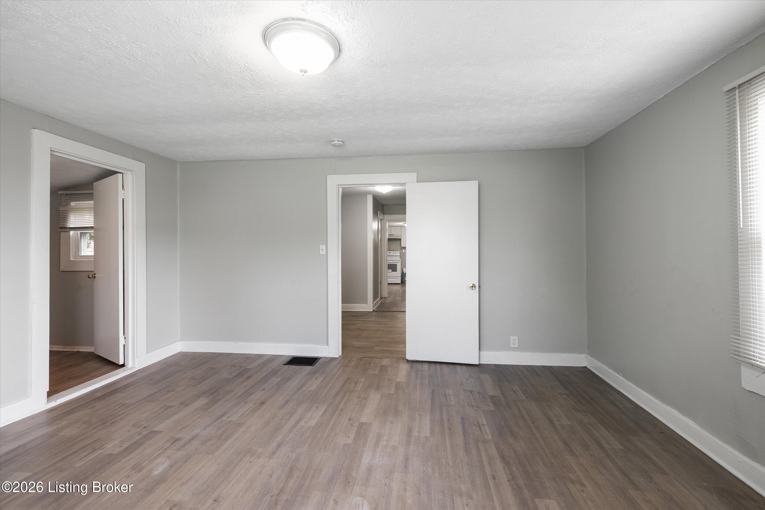 1811 Rockford Ln Property Photo 13