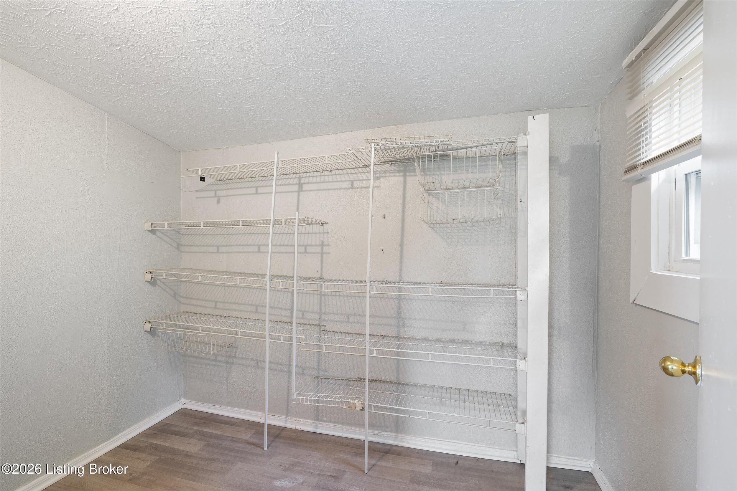 1811 Rockford Ln Property Photo 17