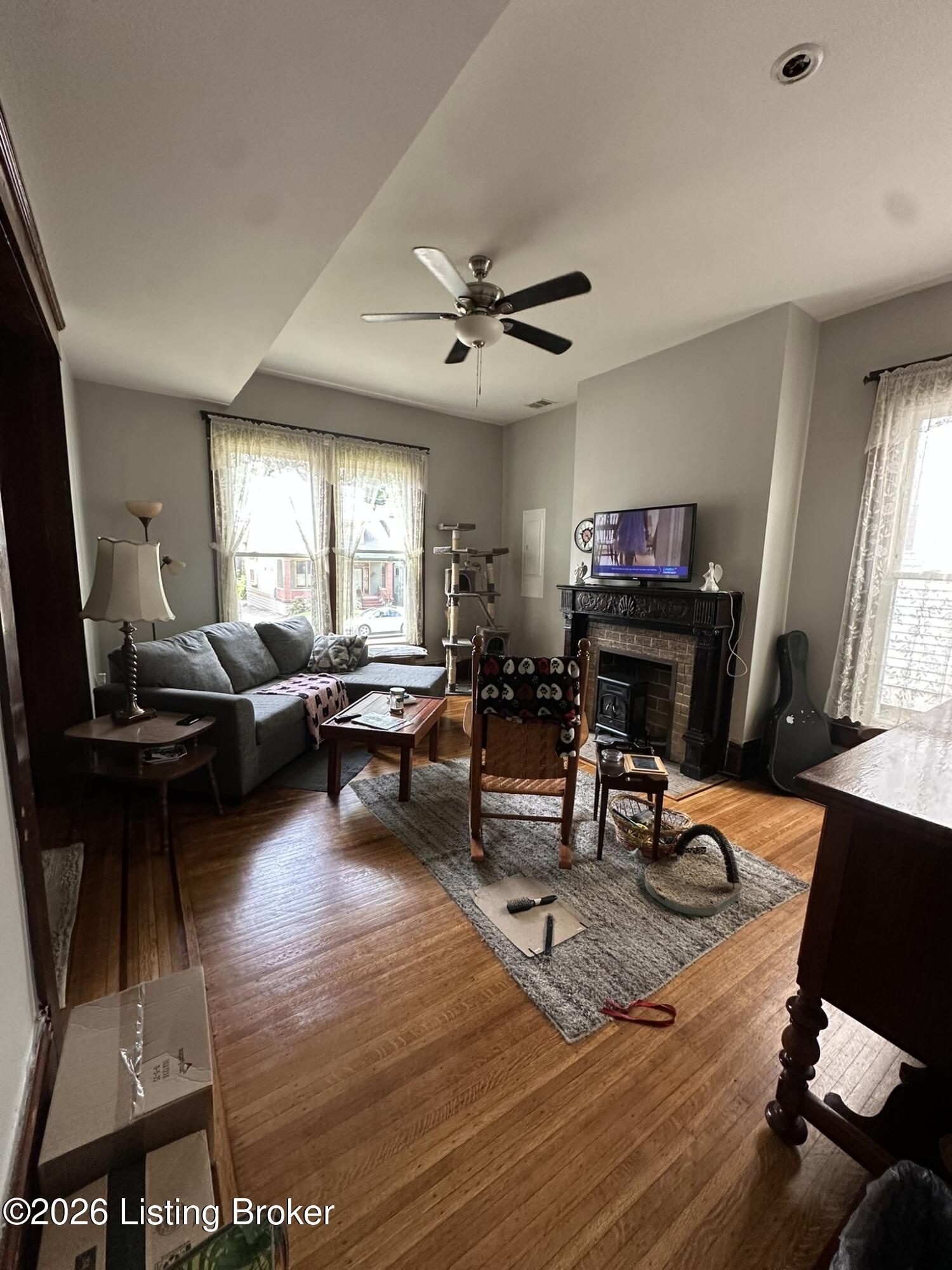 1634 Lucia Ave Property Photo 3