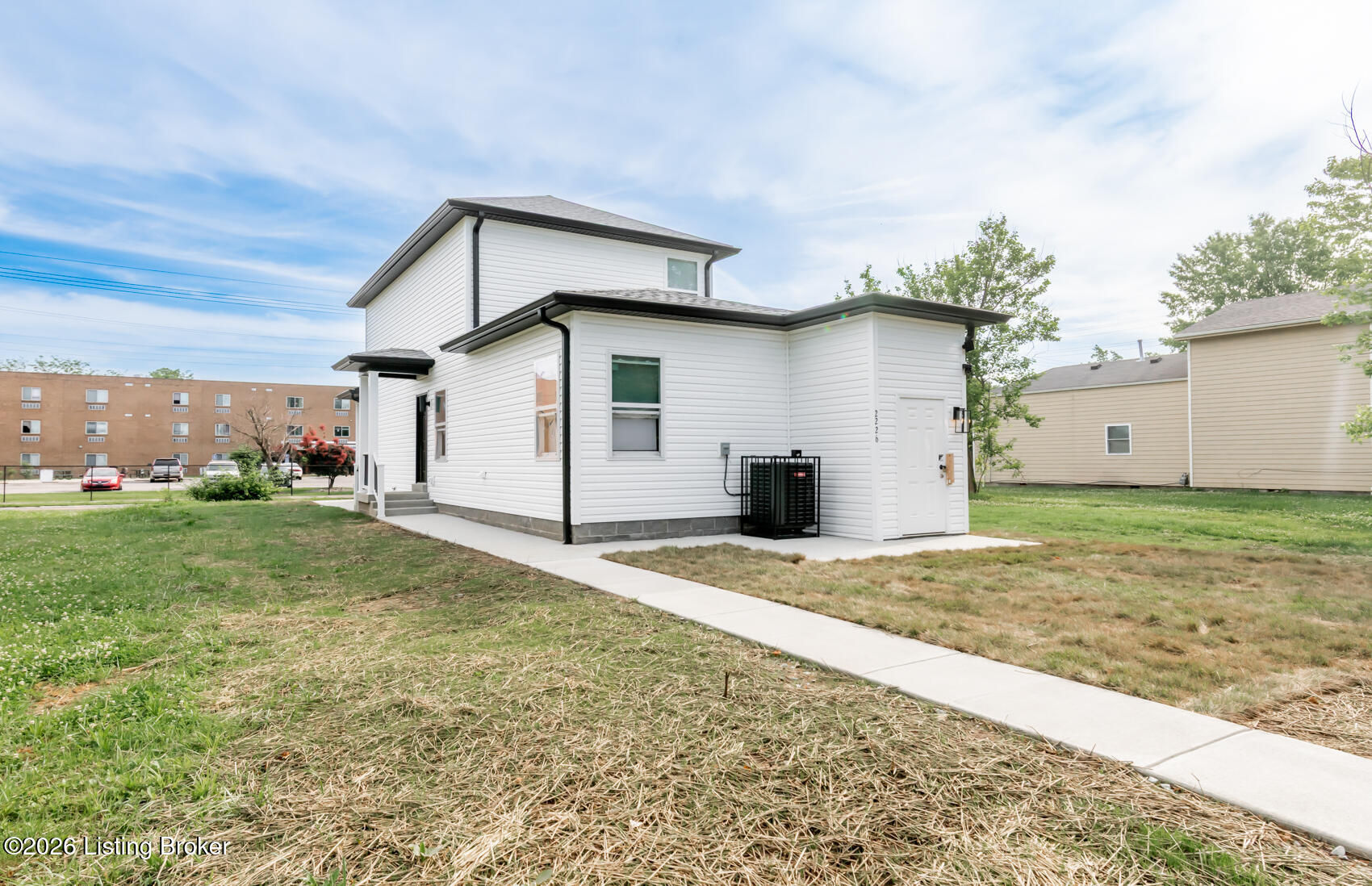 2226 Magazine St Property Photo 5