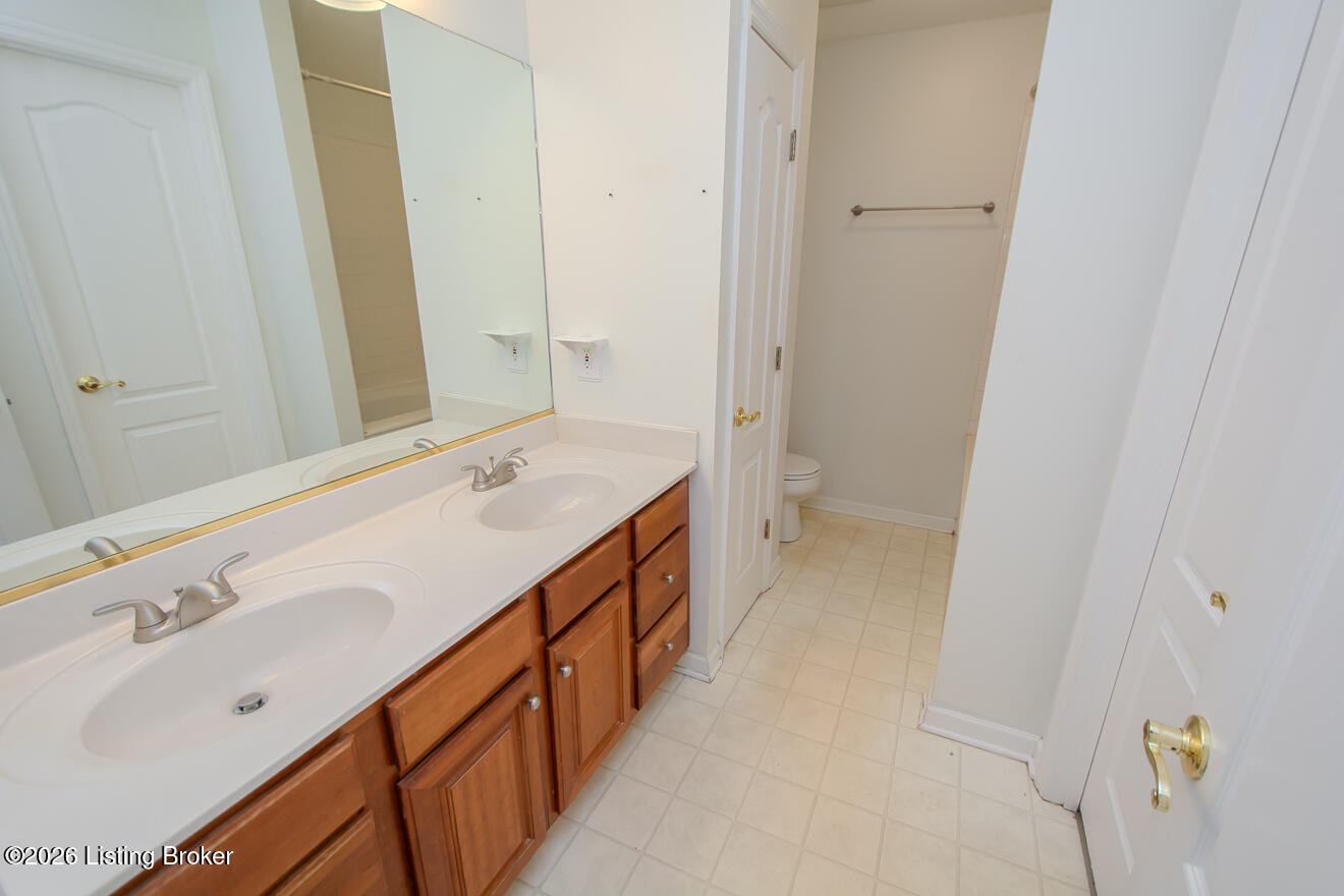 5206 Charlbury Ct Property Photo 45