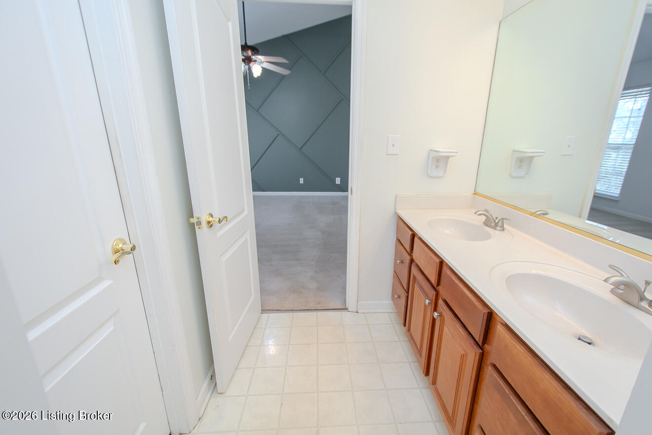 5206 Charlbury Ct Property Photo 46