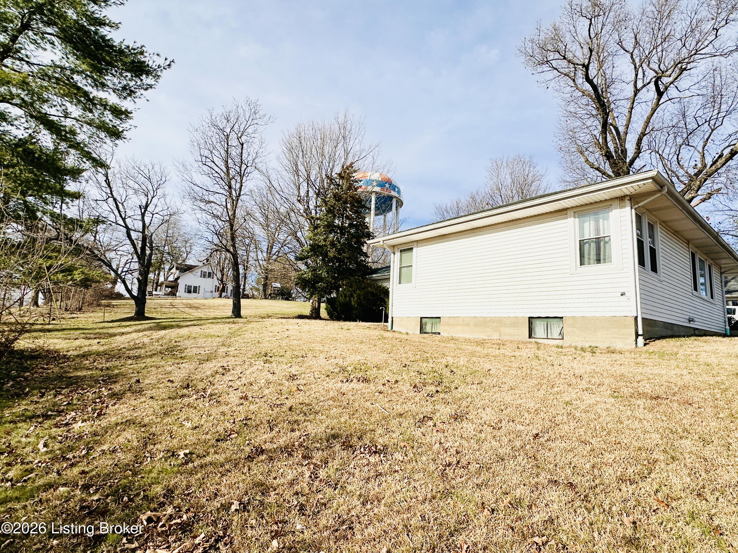 904 Brandenburg Rd Property Photo 11