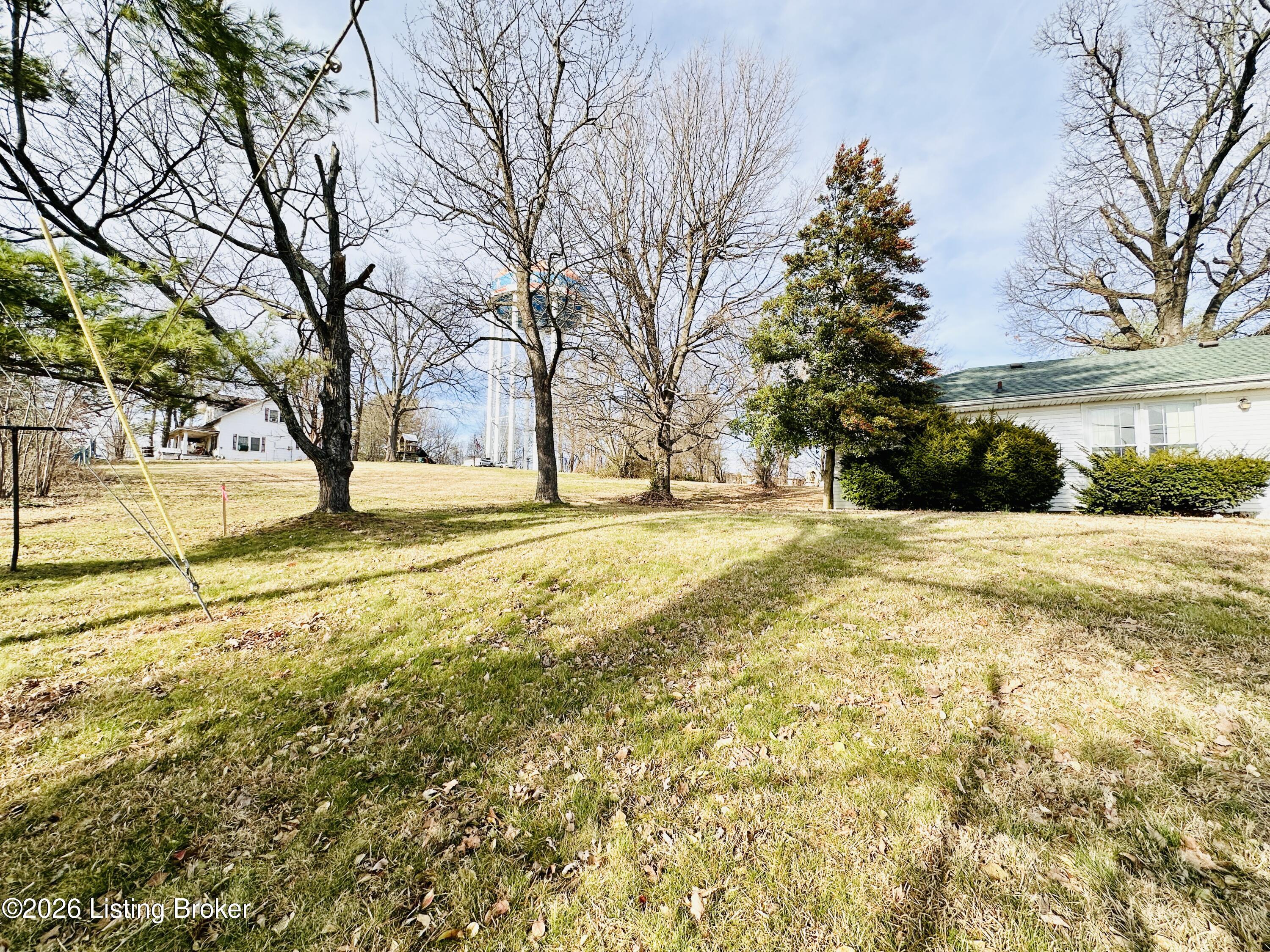 904 Brandenburg Rd Property Photo 15