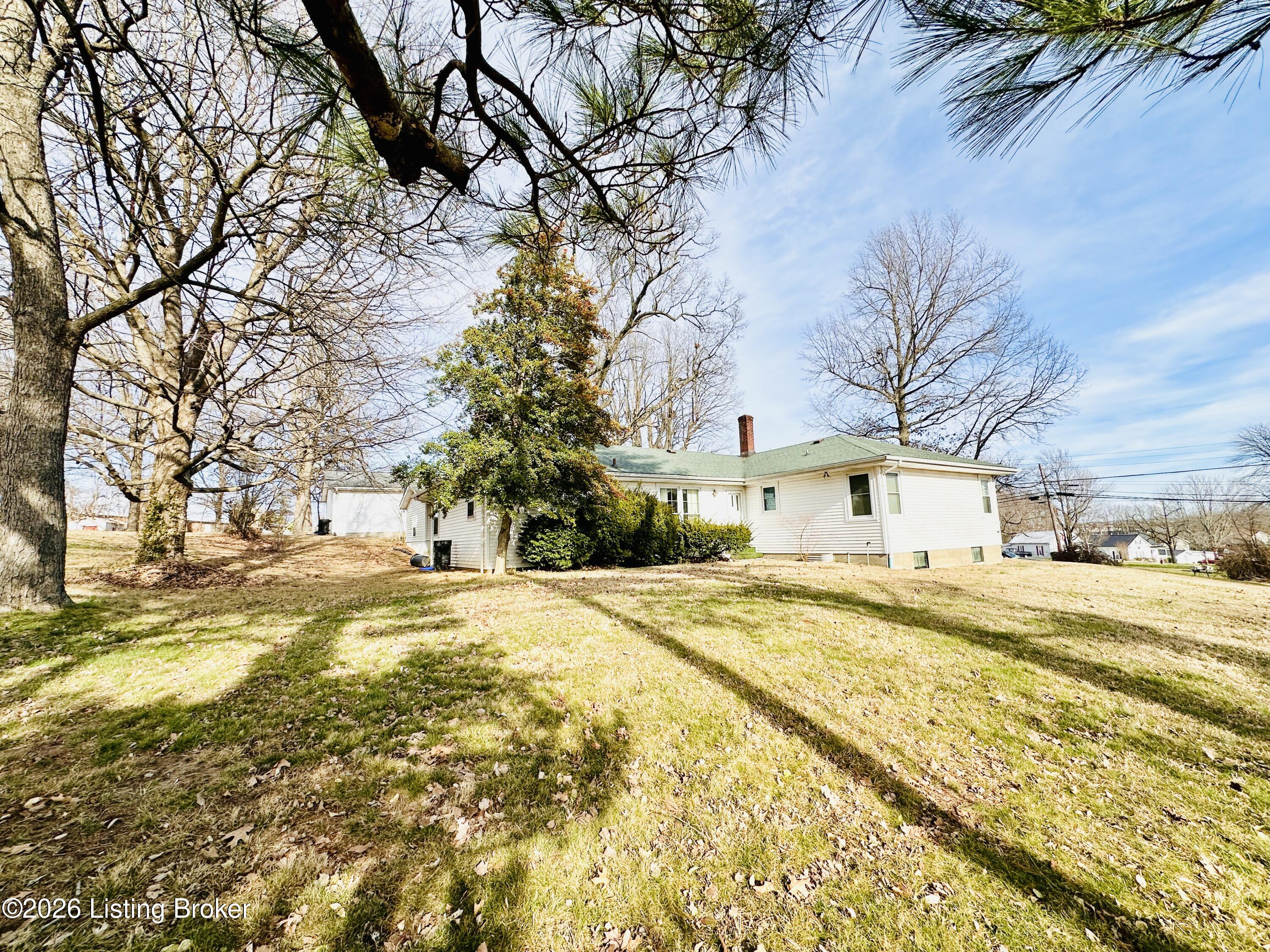 904 Brandenburg Rd Property Photo 17