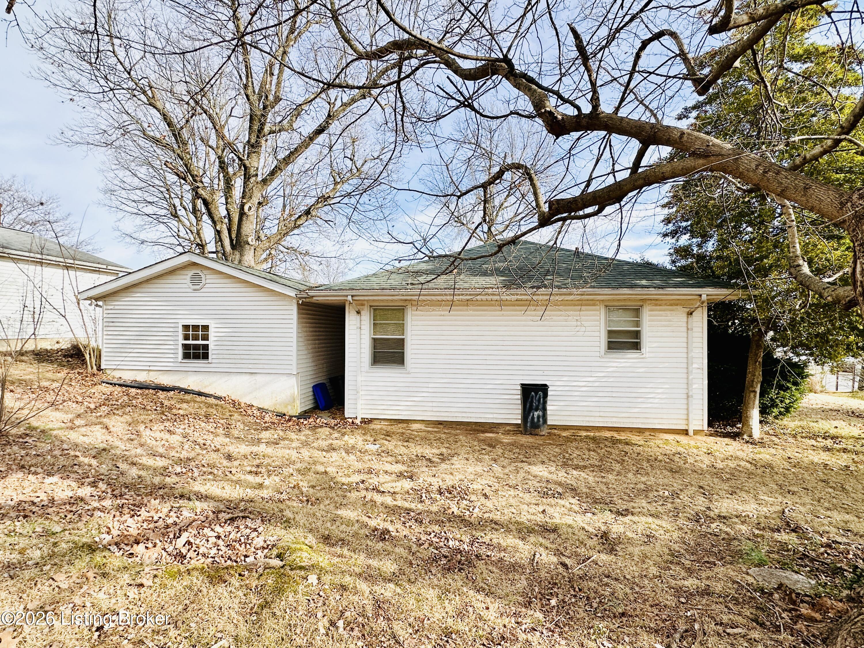 904 Brandenburg Rd Property Photo 18