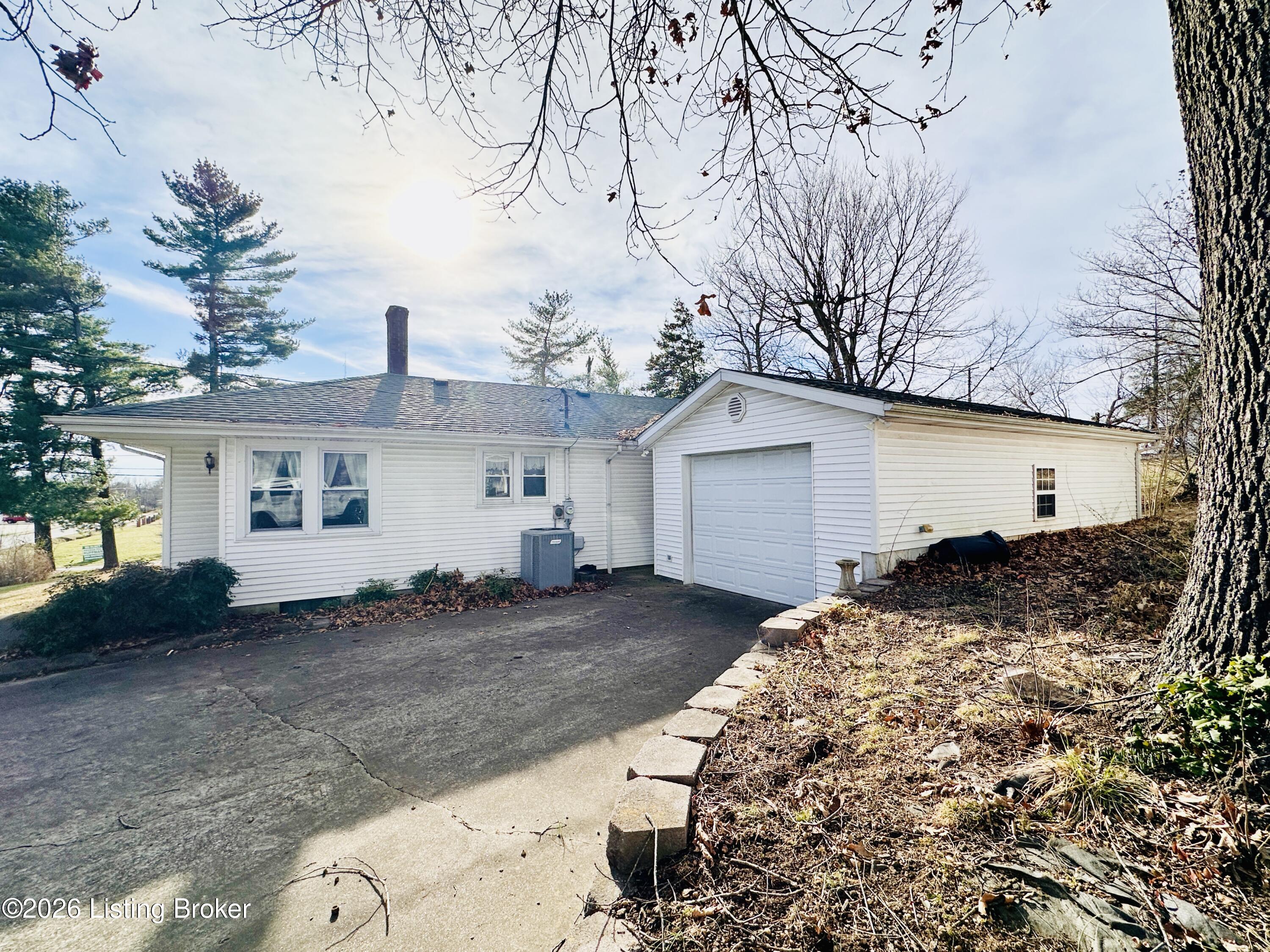 904 Brandenburg Rd Property Photo 26