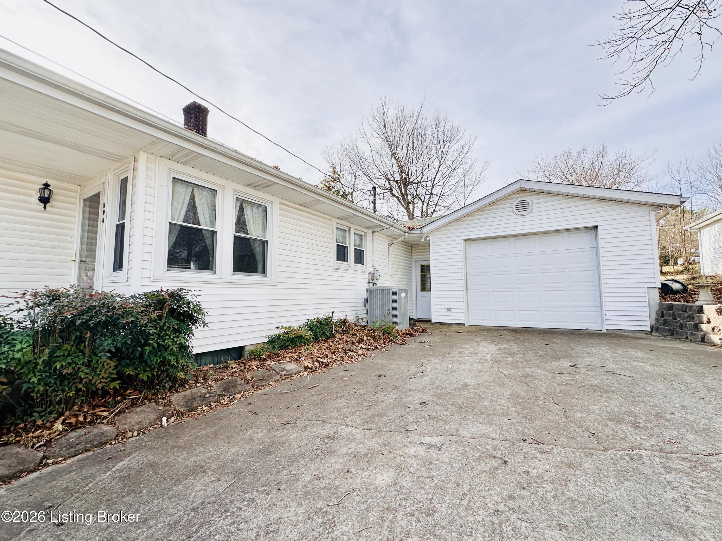 904 Brandenburg Rd Property Photo 27