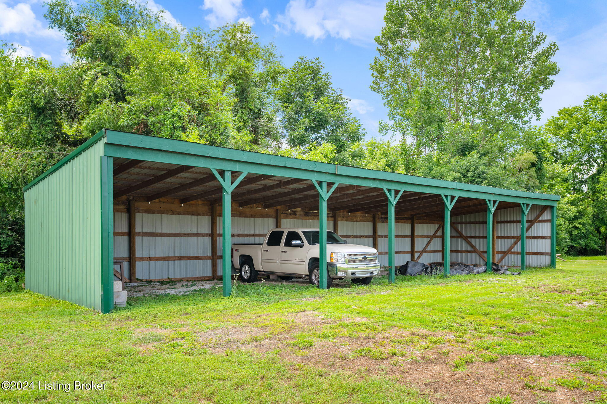 605 Cedar Grove Rd Property Photo 7