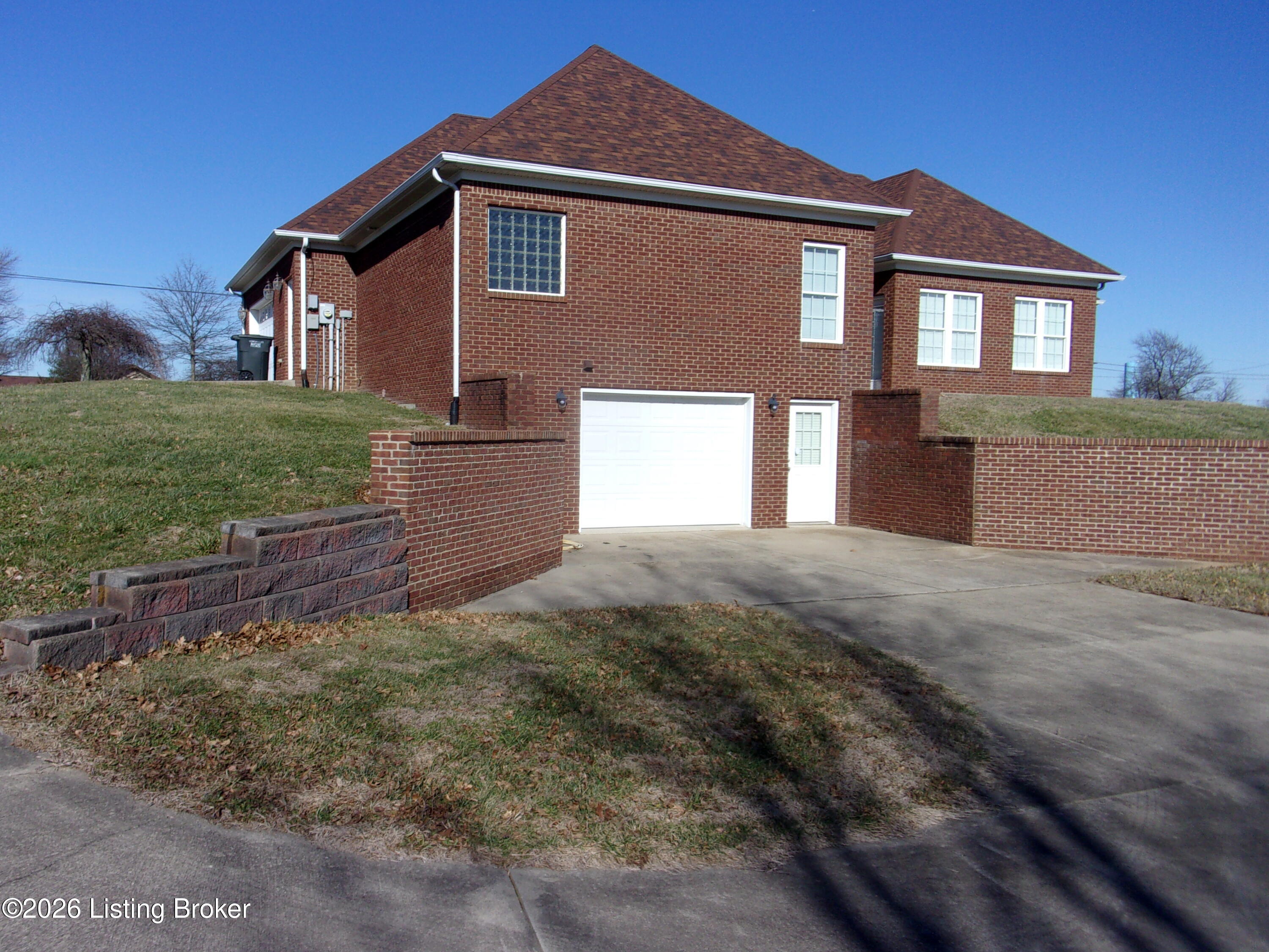 4085 Lawrenceburg Rd Property Photo 5